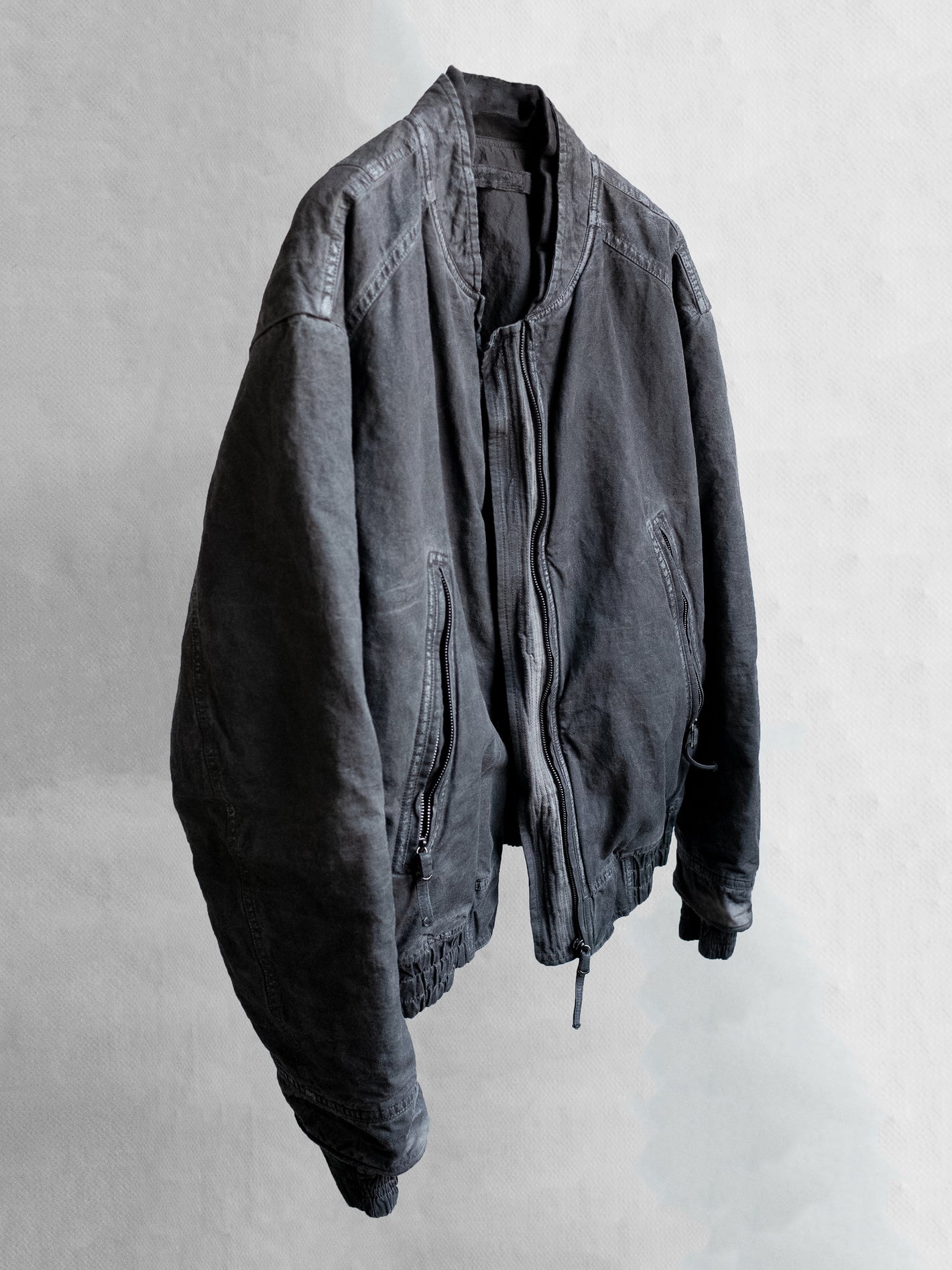 blackmerle_fw24_doublesleevebomber_slabgrey