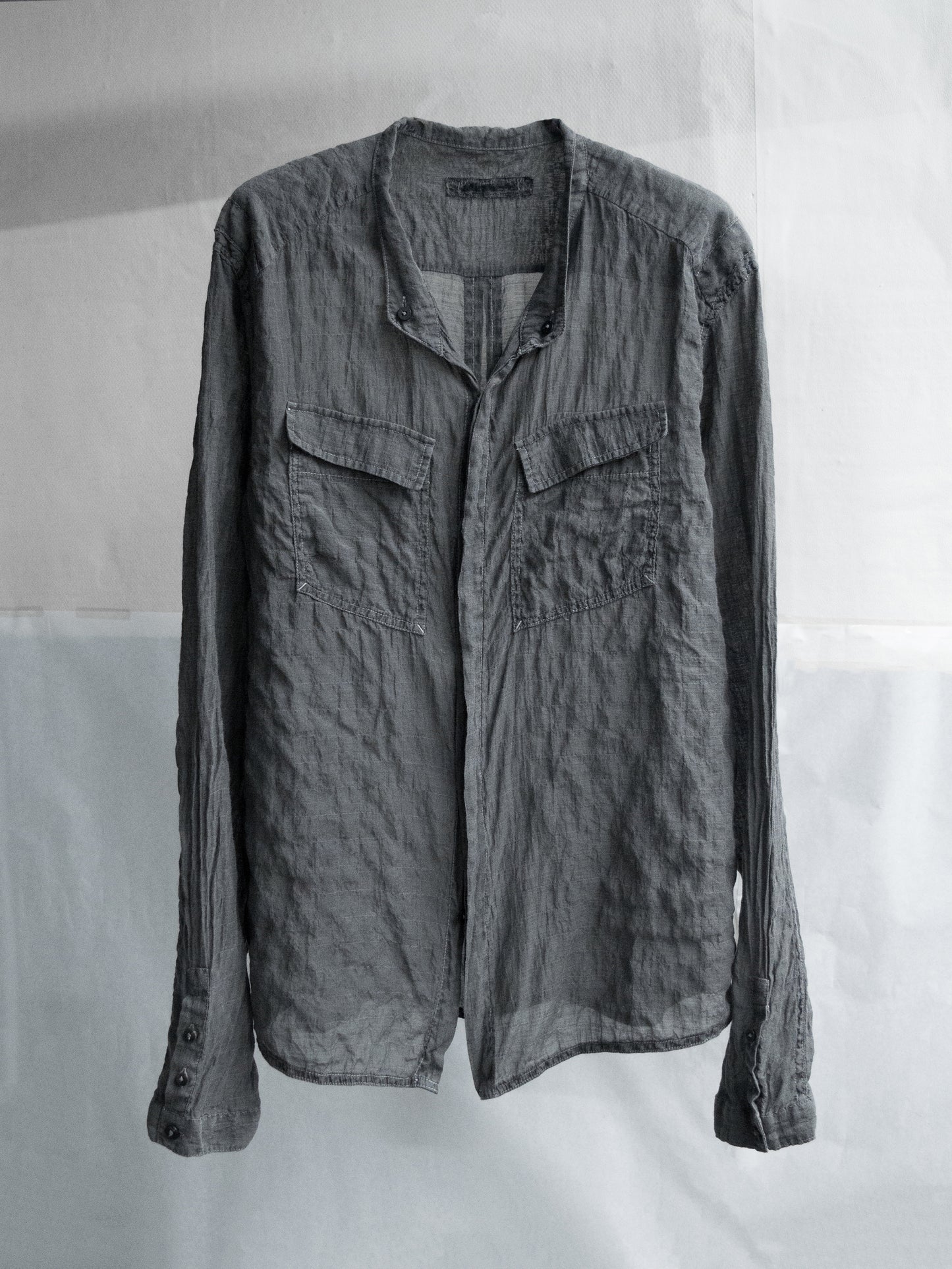 field shirt / soot