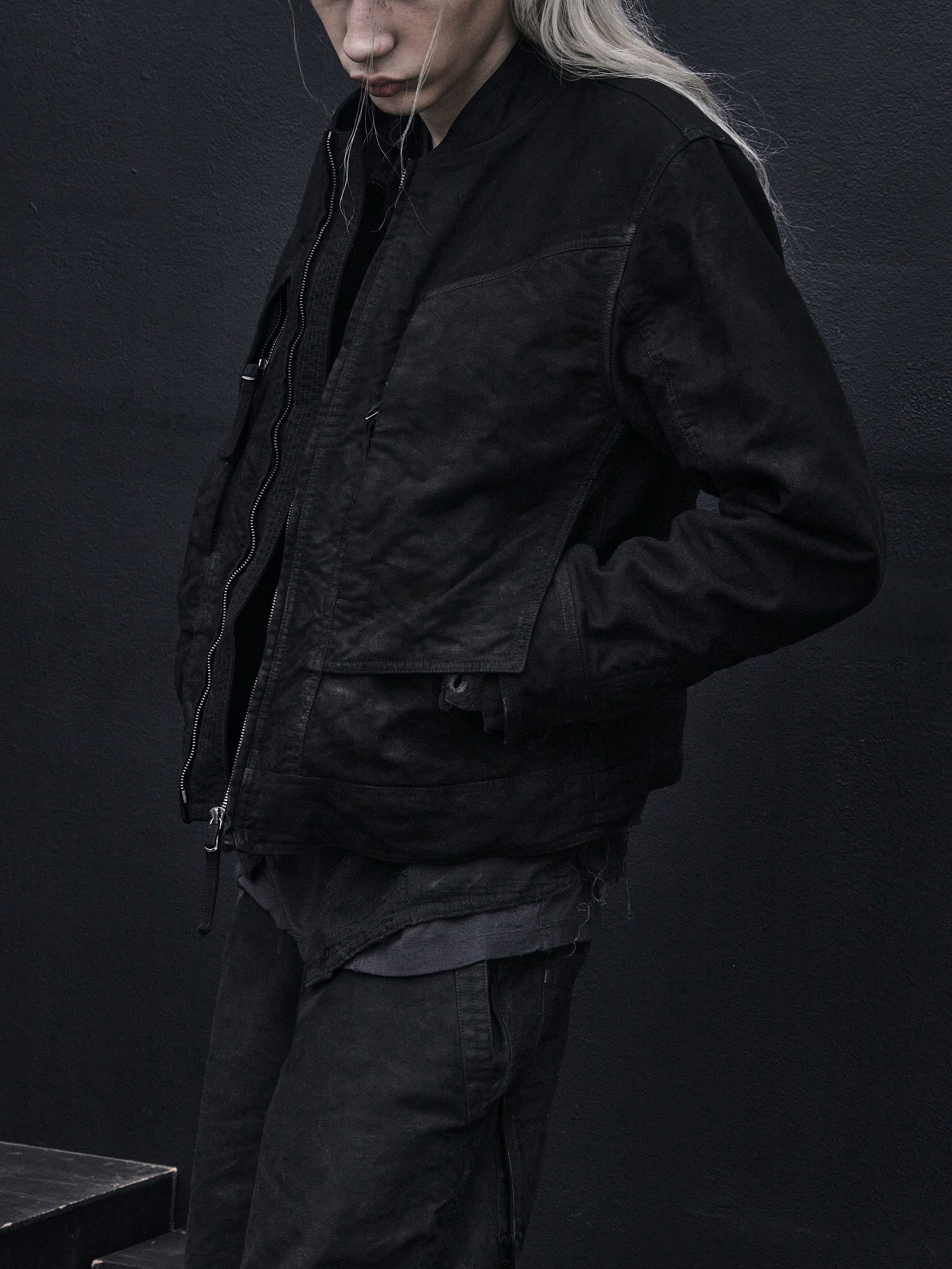 cargo bomber / black (moleskin)