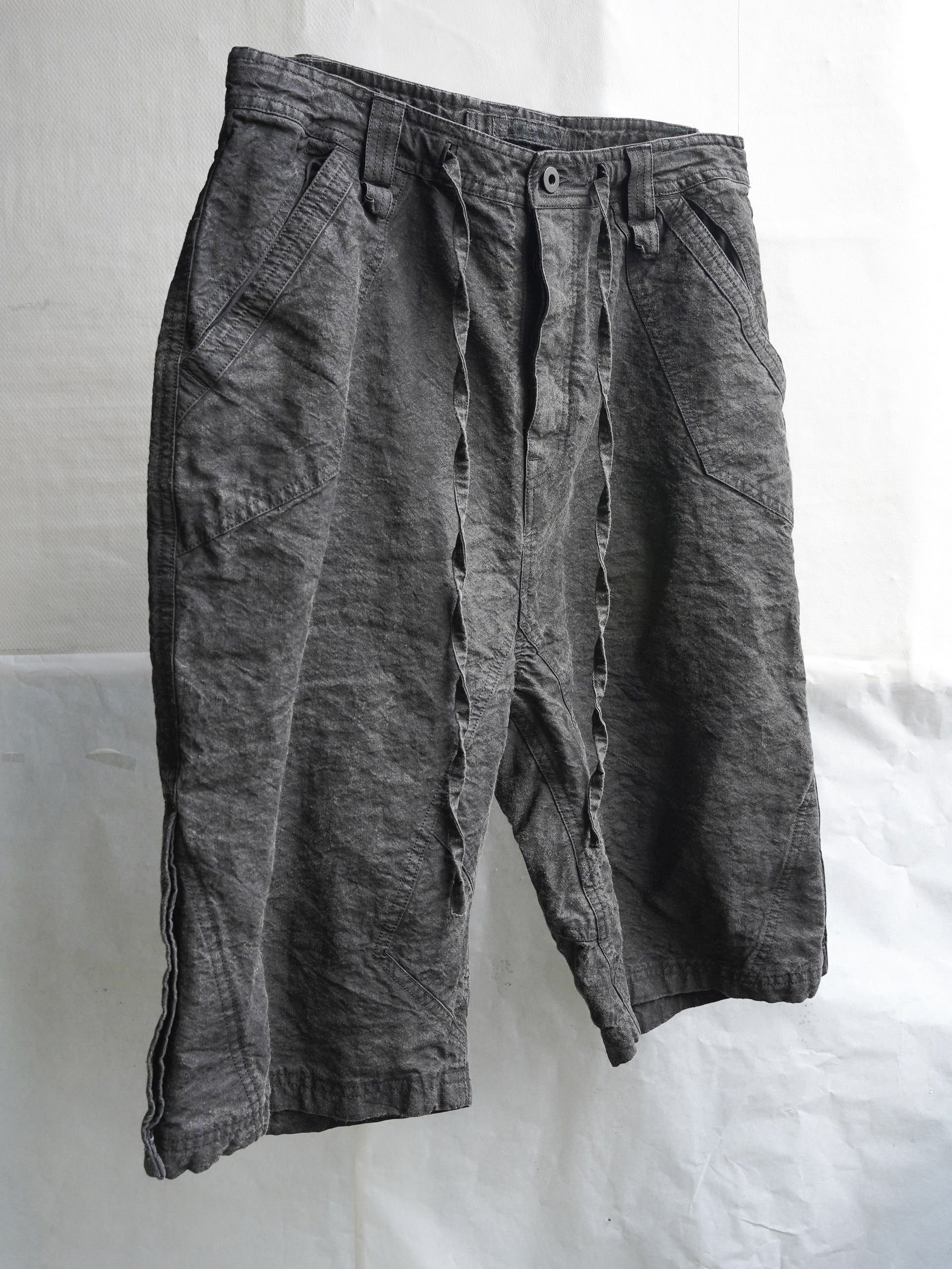 split shorts (binchō-tan) / onion ink
