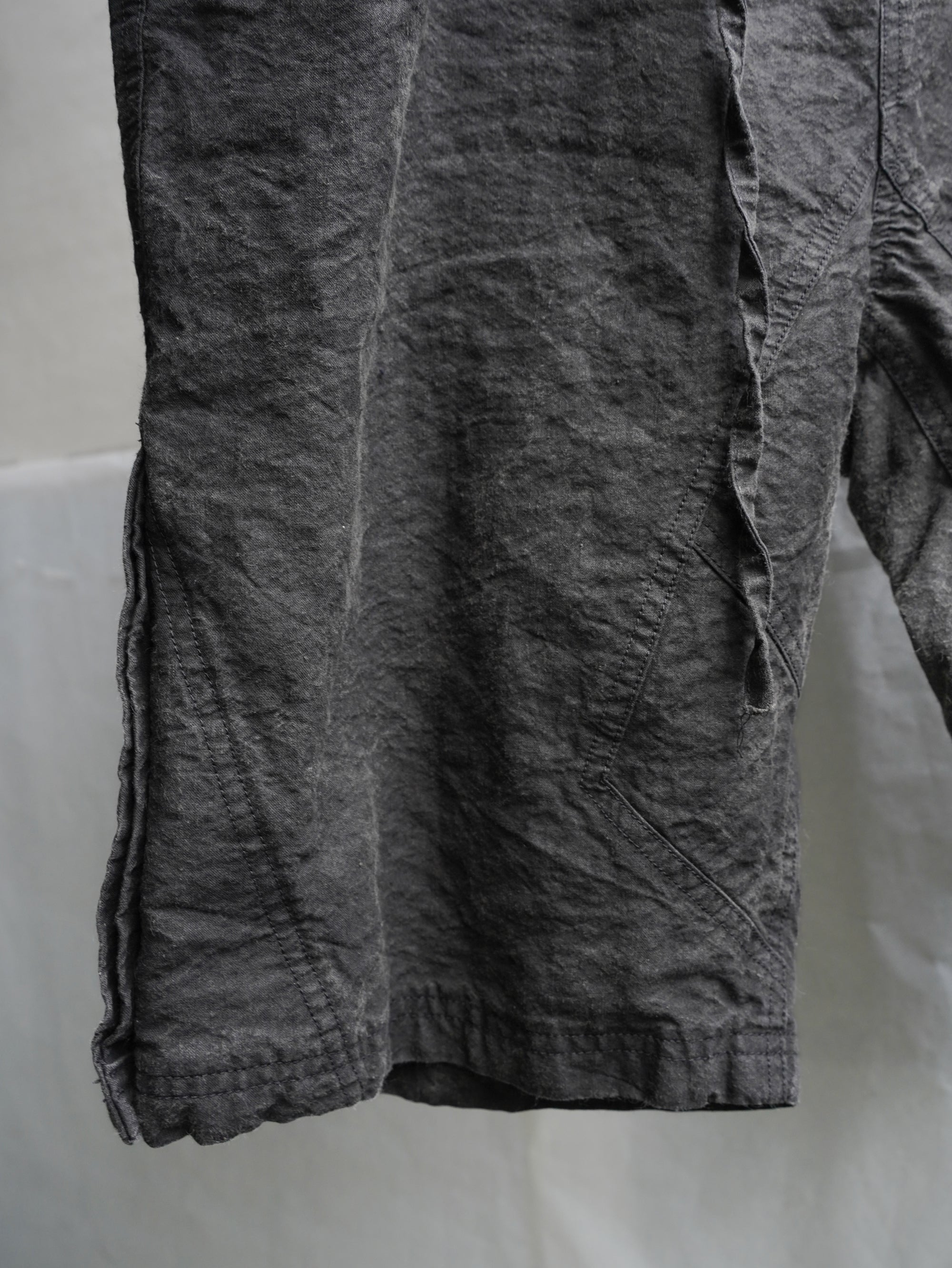 split shorts (binchō-tan) / onion ink