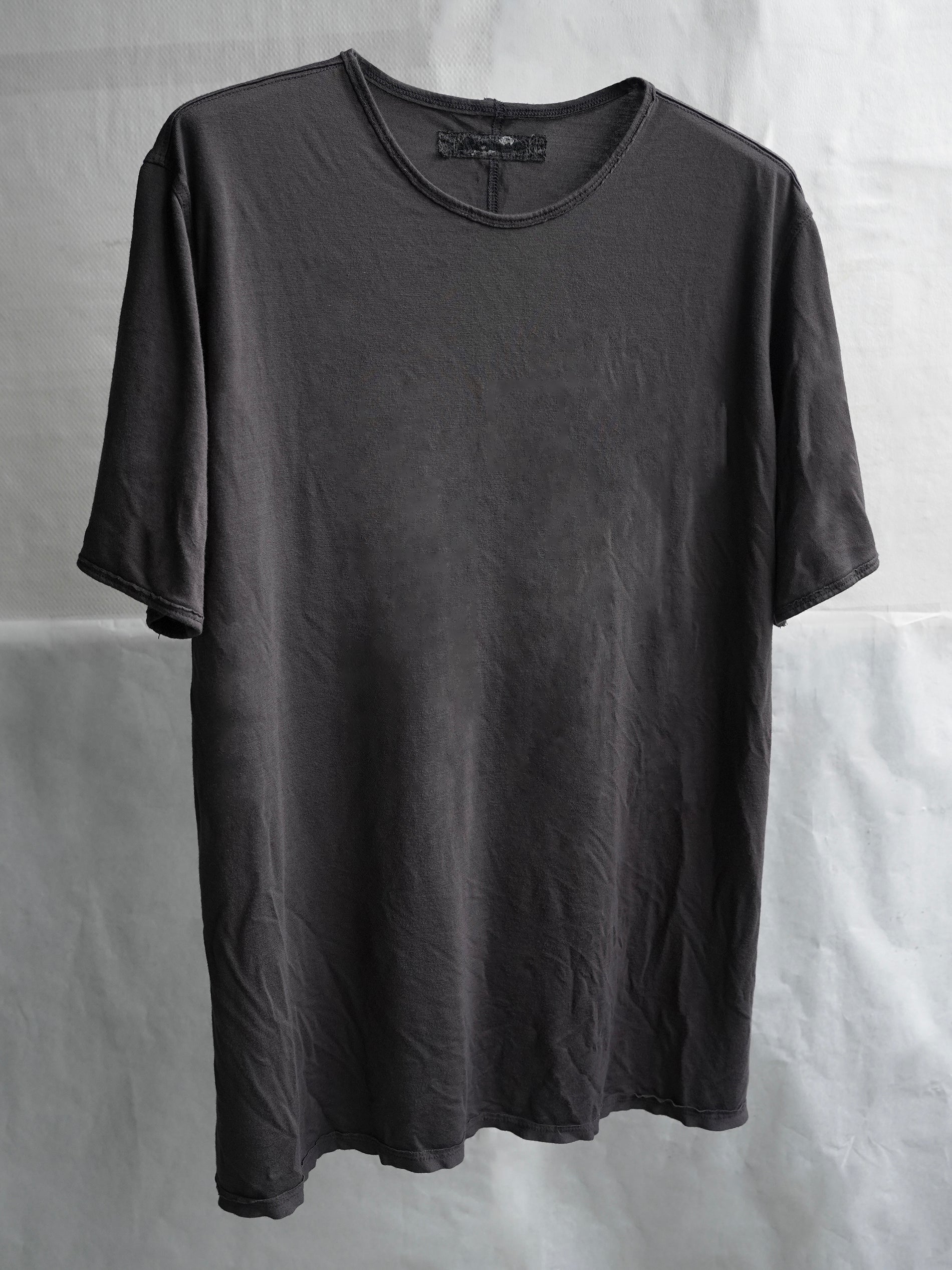bamboo tee / shadow