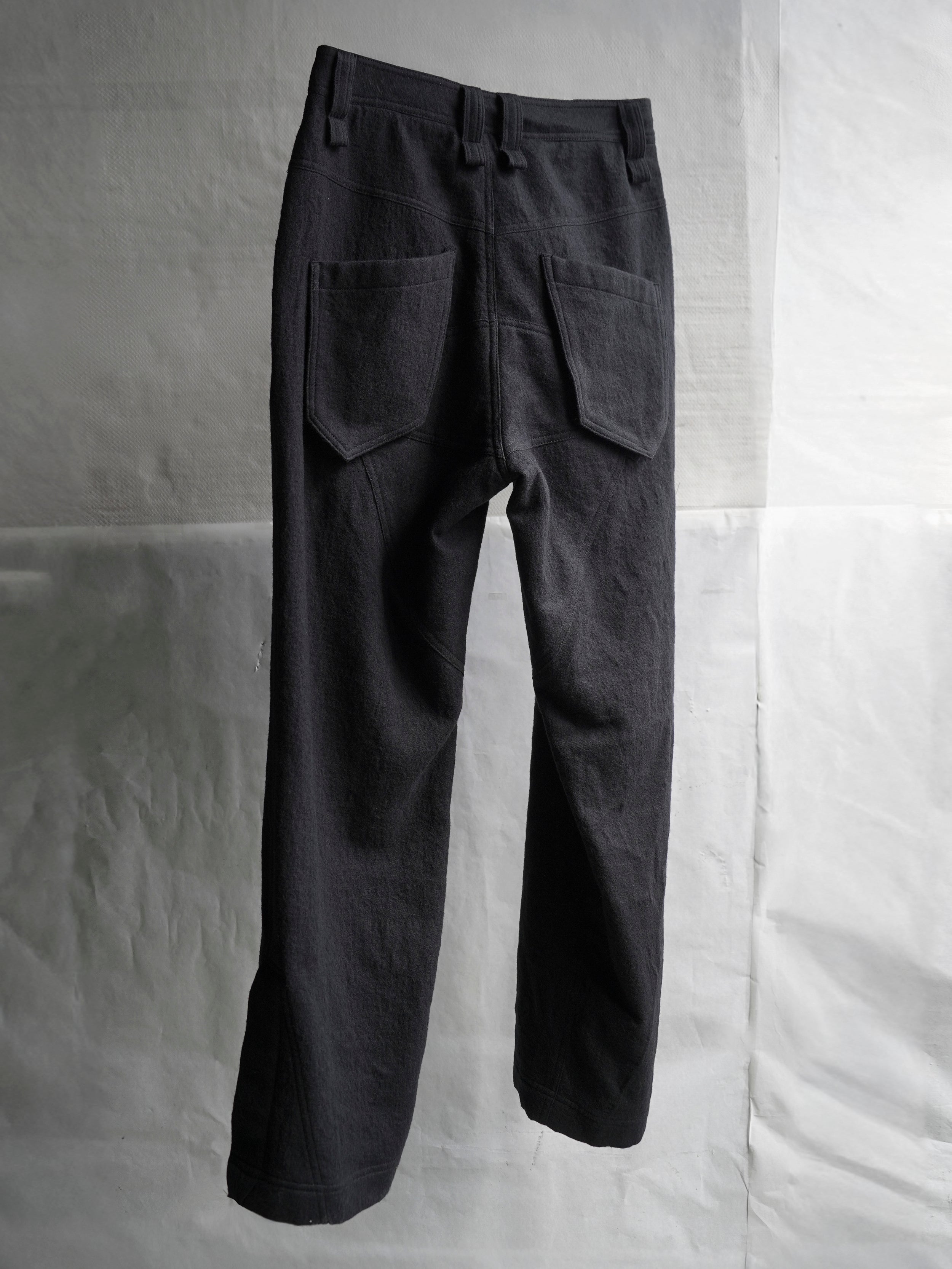 split trousers / black (wool)