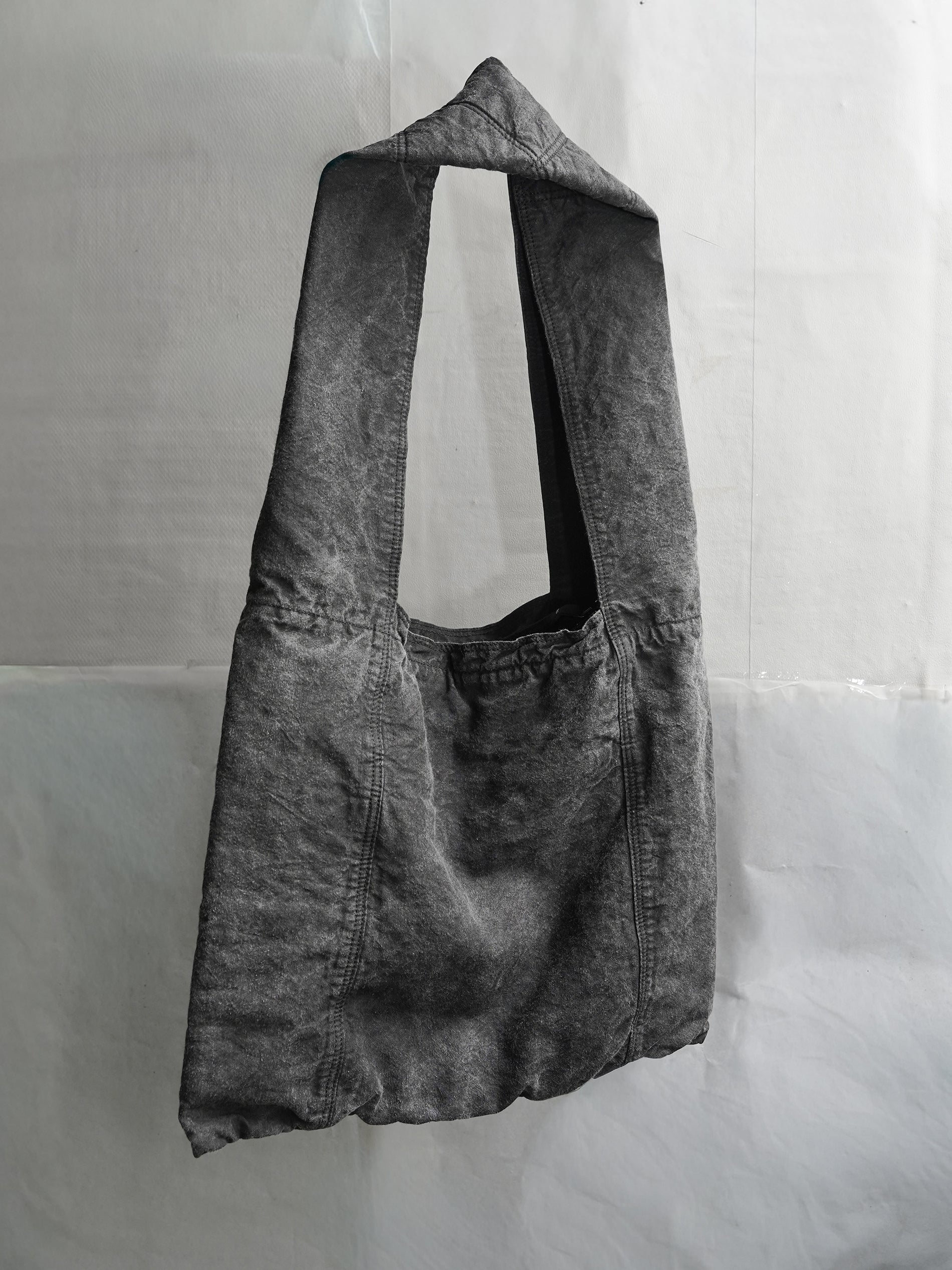 monk bag (binchō-tan) / ink