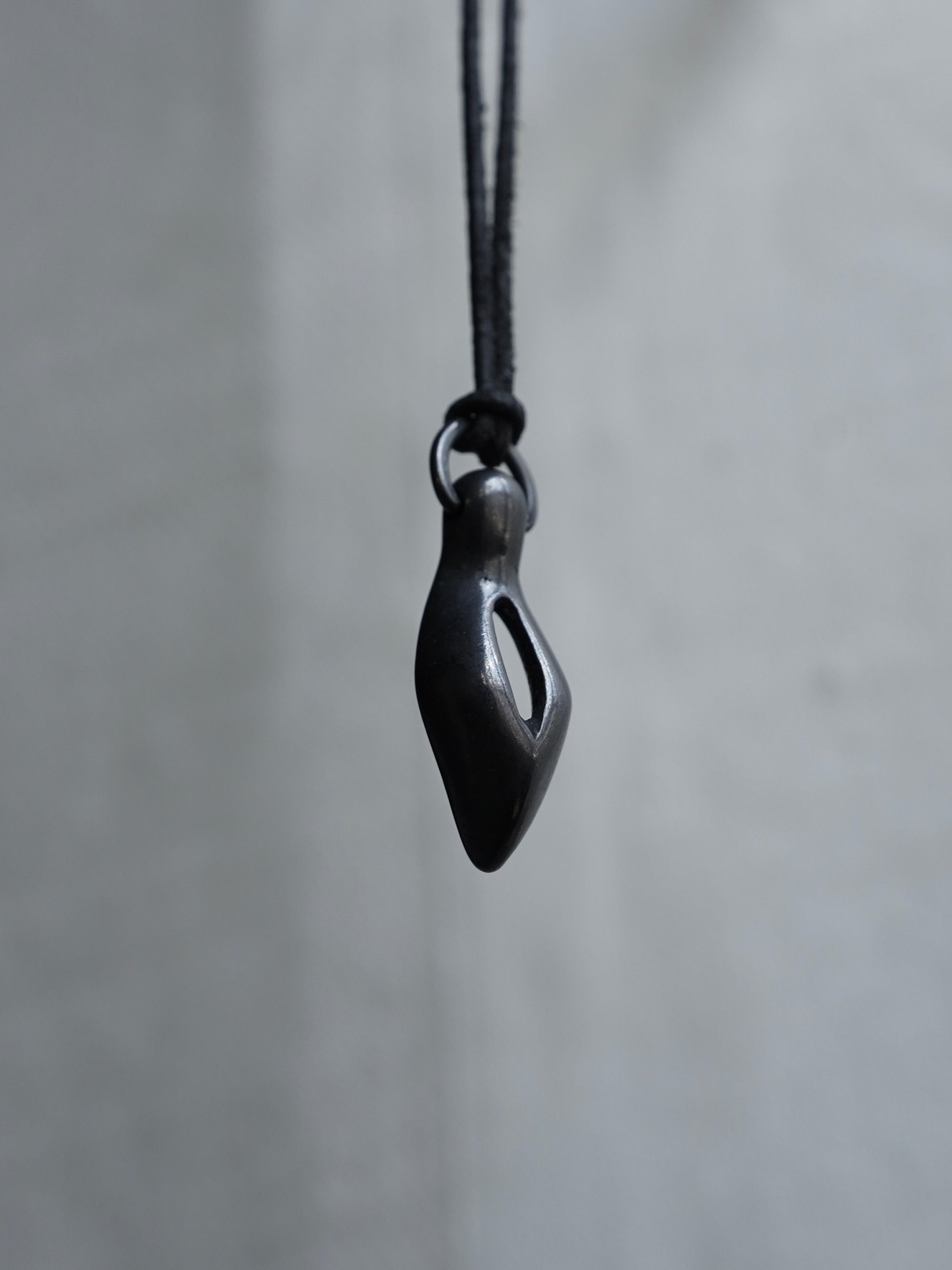bunker necklace / brass