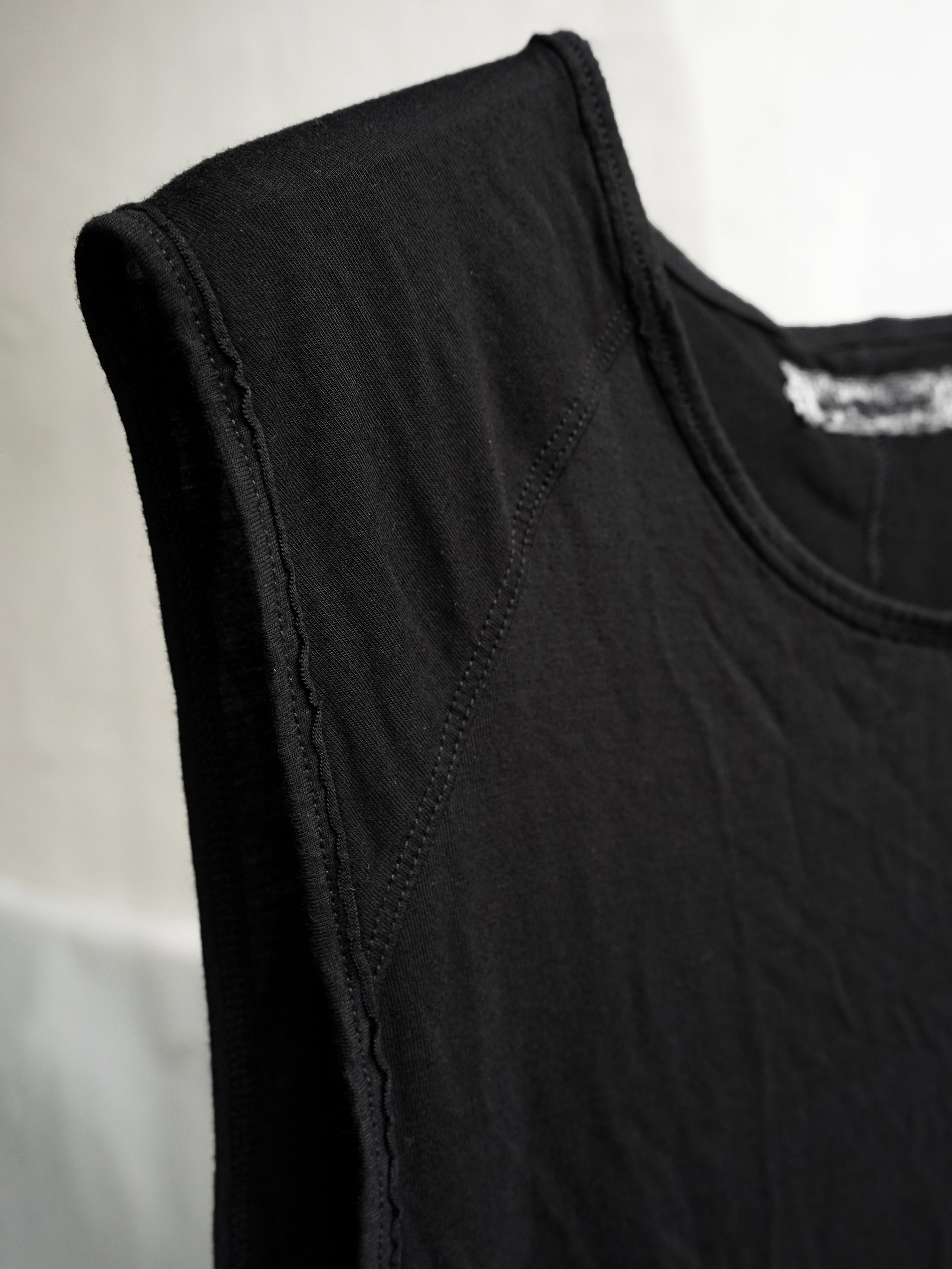 bamboo tank / black