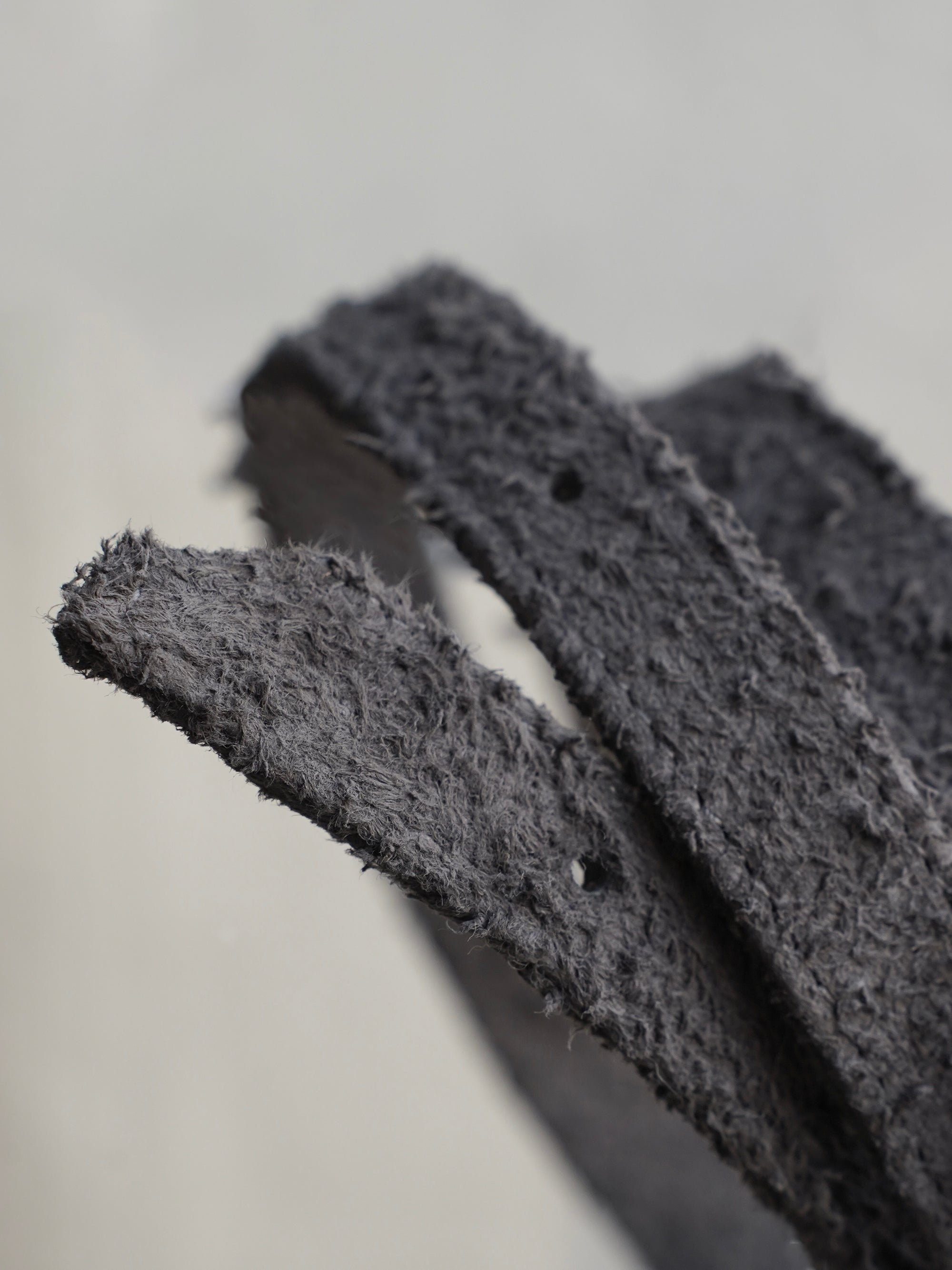 flesh-out belt / grey