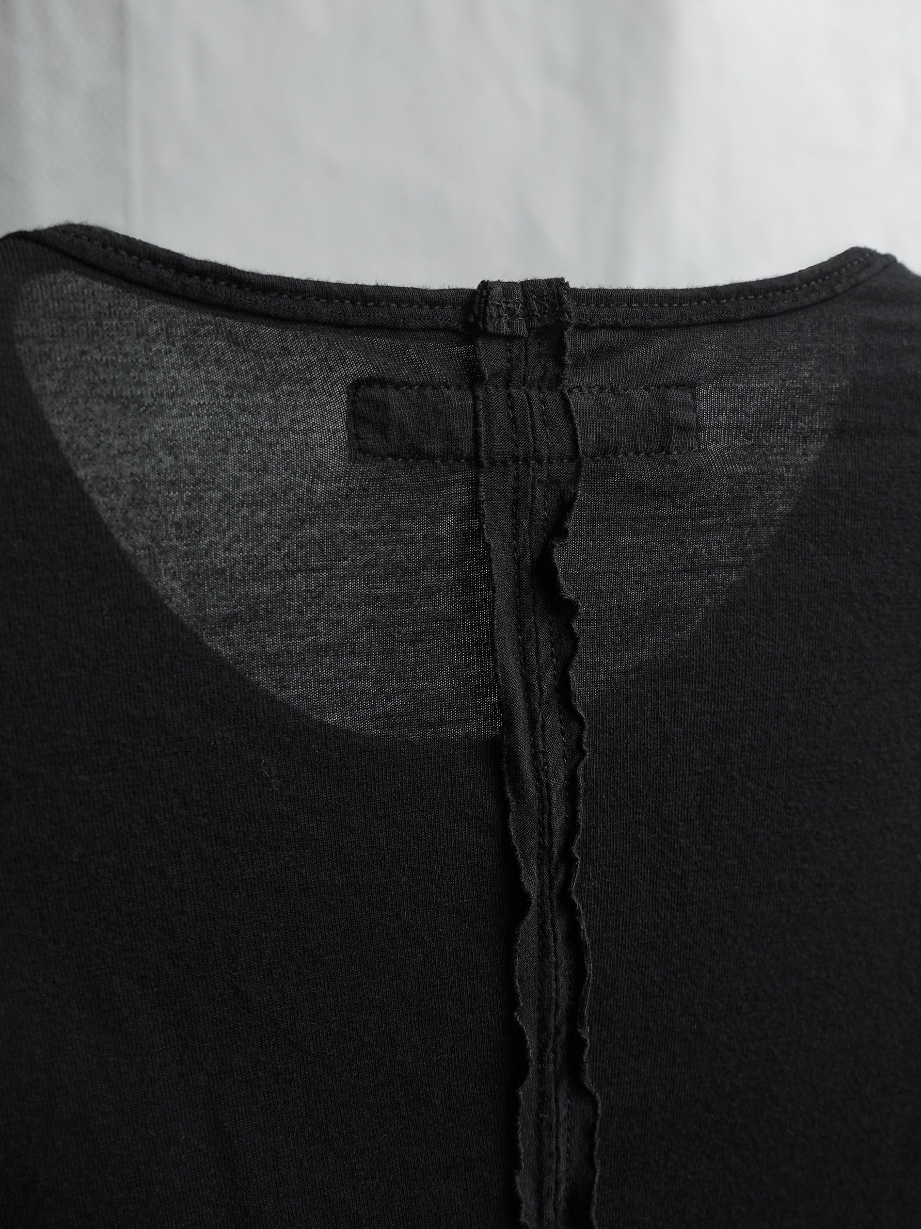 bamboo tee / black