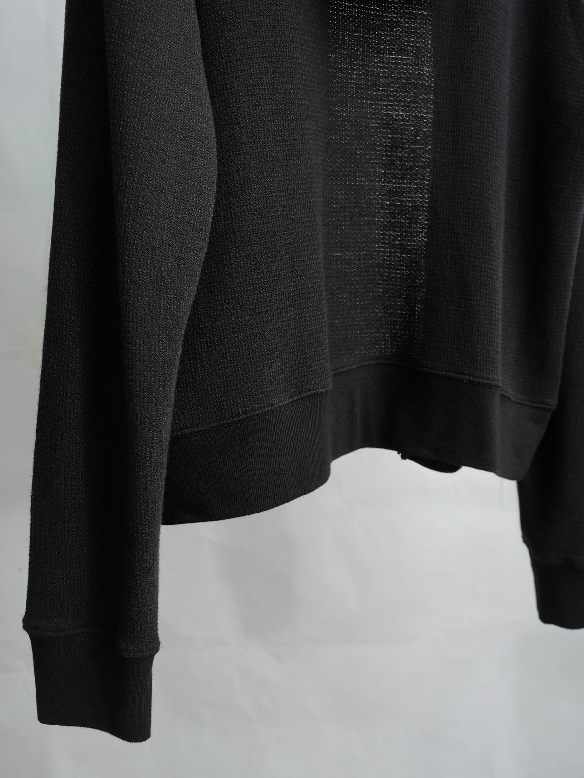 zip hoodie / black