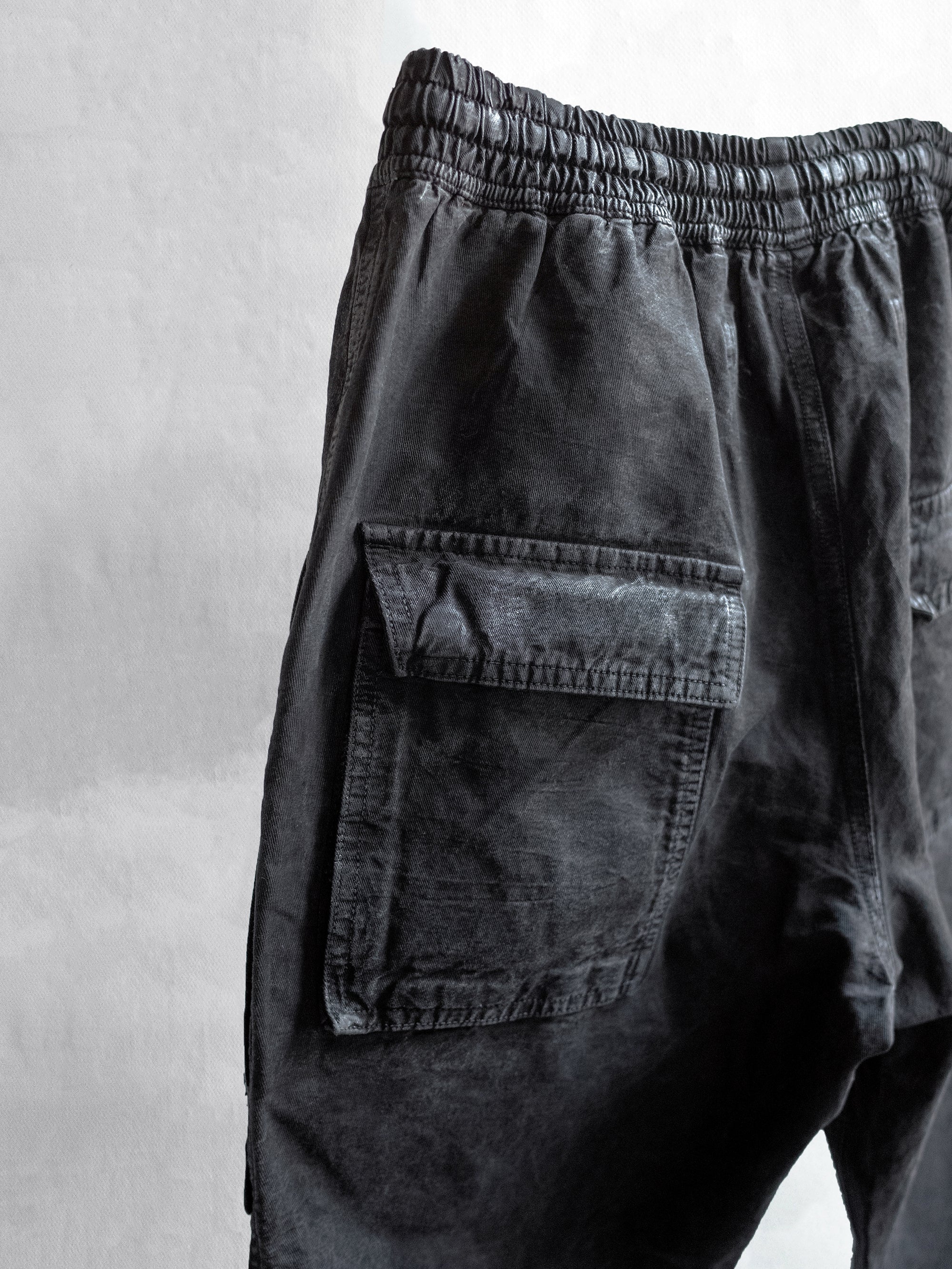 blackmerle_fw24_fatiguedrawstringpants_slabgrey