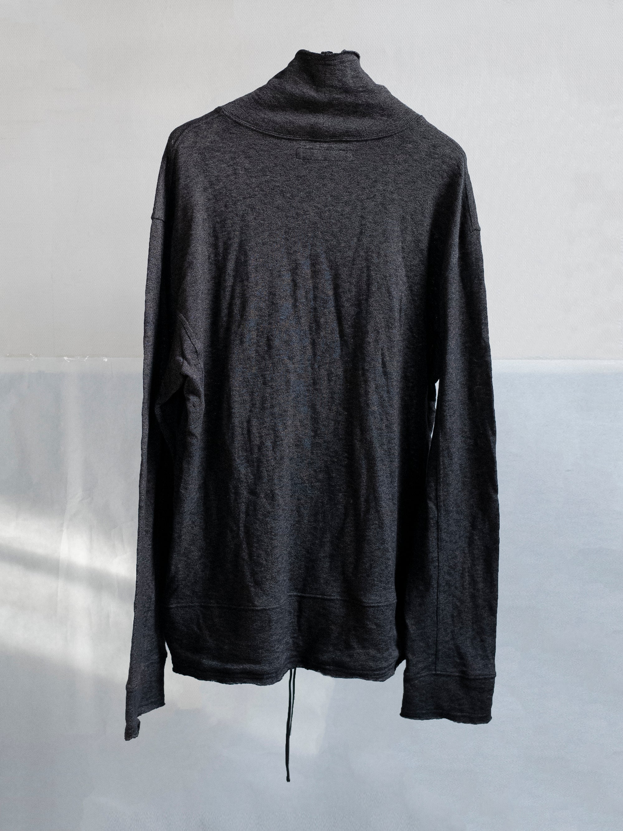 blackmerle_fw24_dropnecktop_black