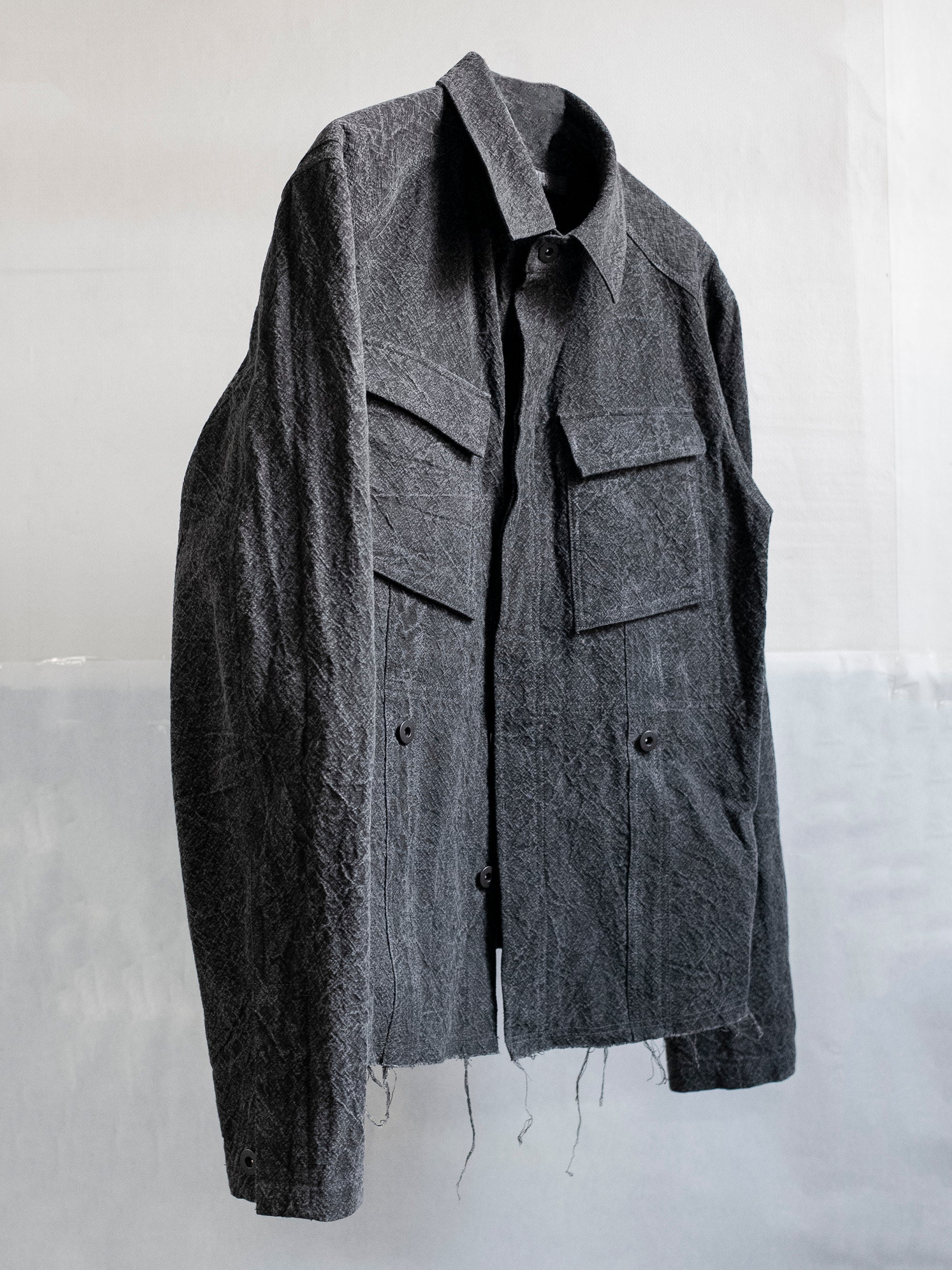 blackmerle_fw24_fieldshirtjacket_soot