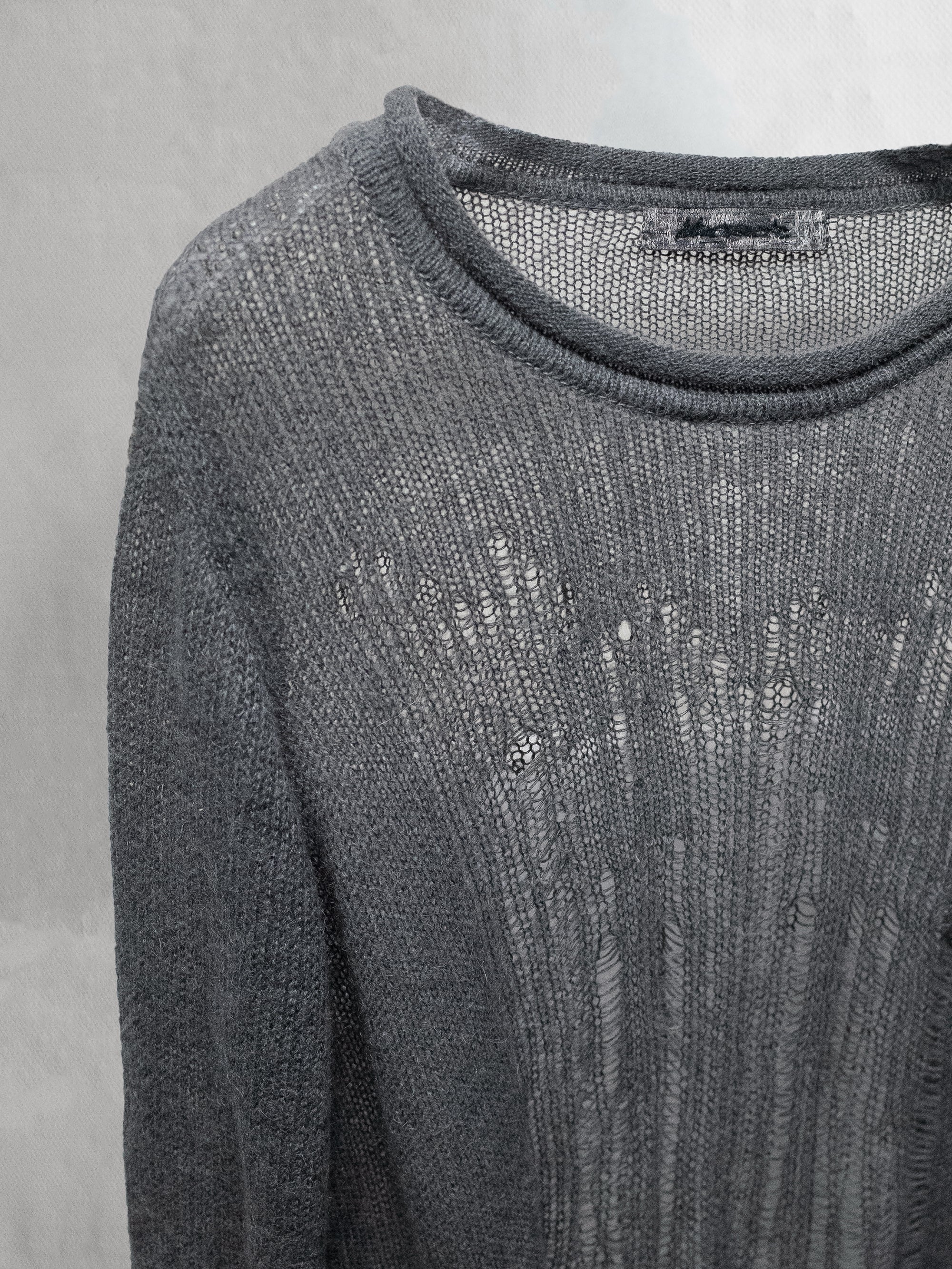blackmerle_fw24_mohairknit_grey