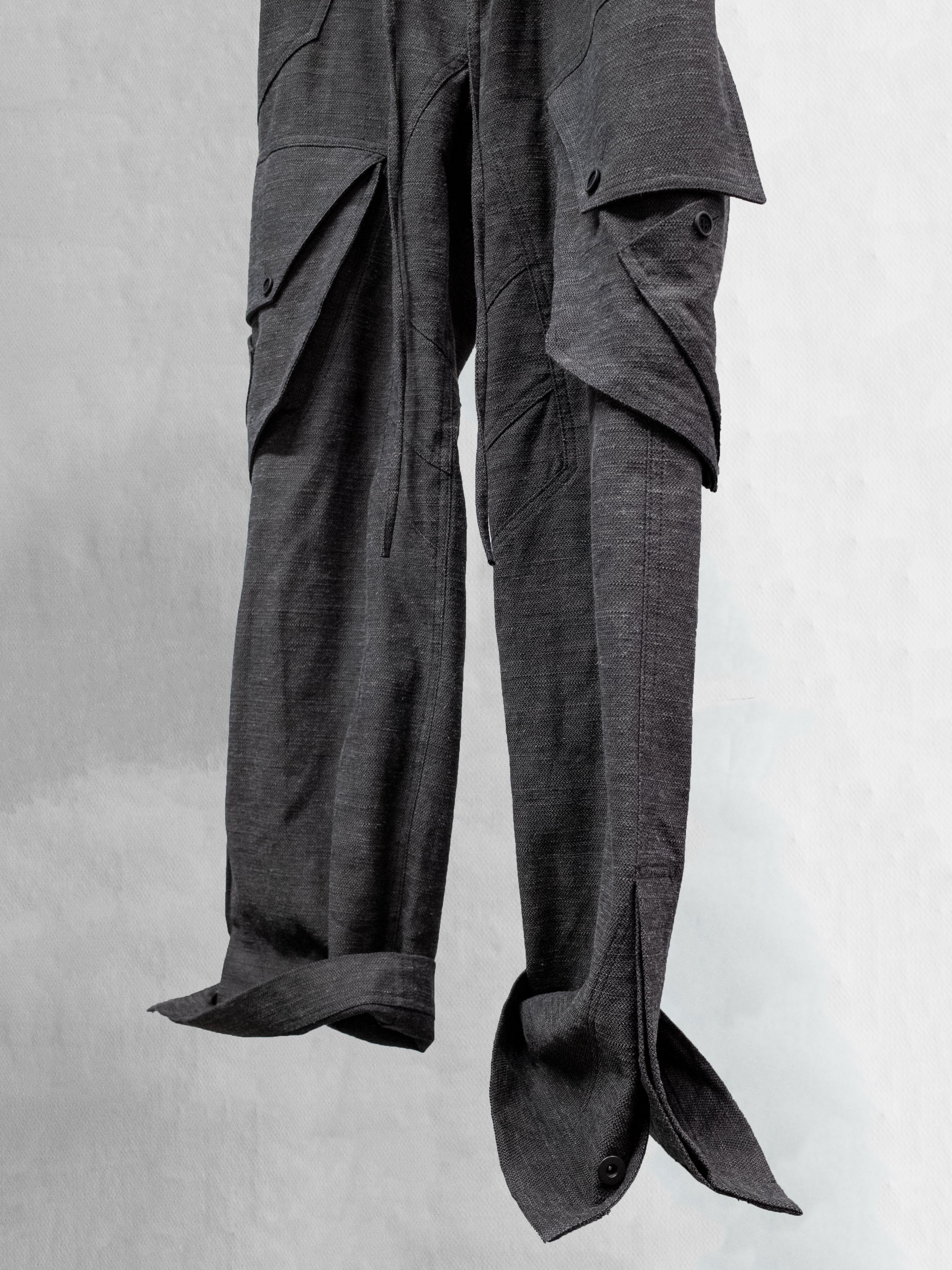 blackmerle_fw24_cargopants_slubgrey