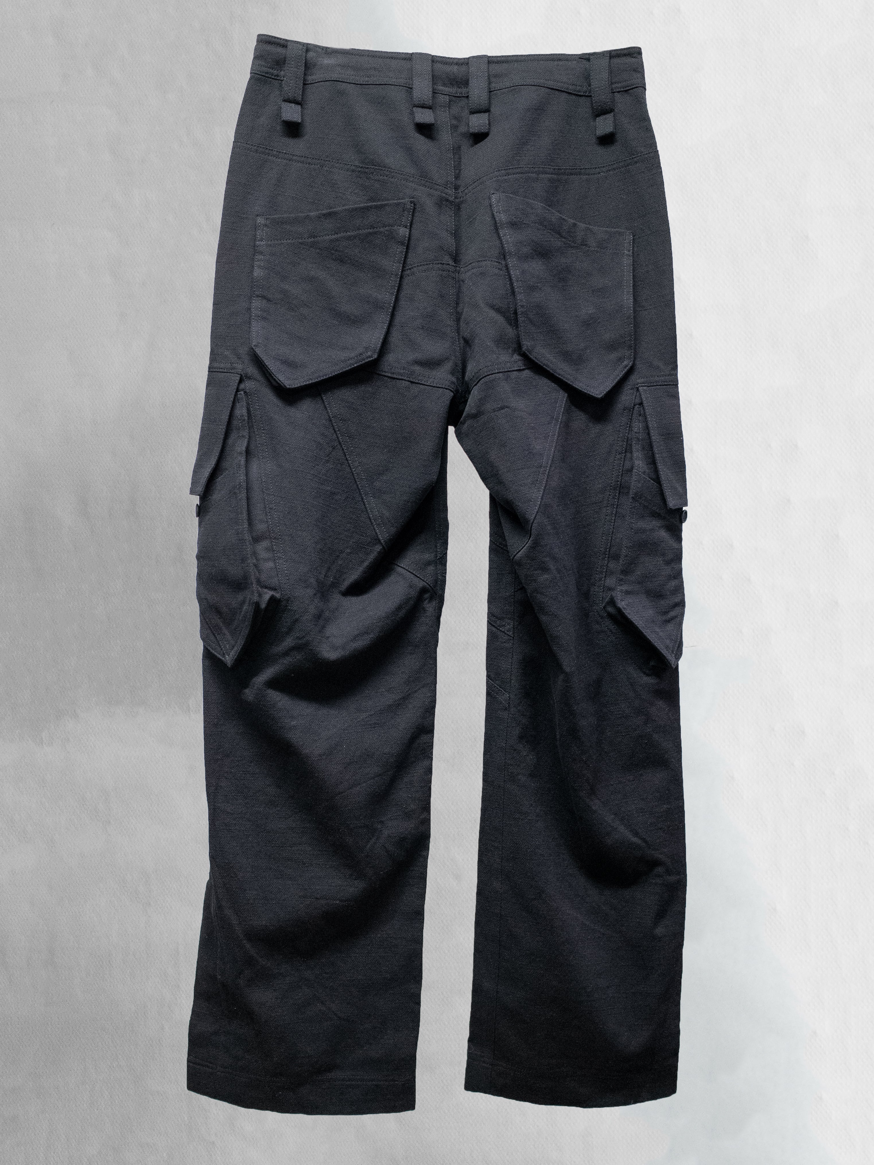 blackmerle_fw24_cargopants_slubblack