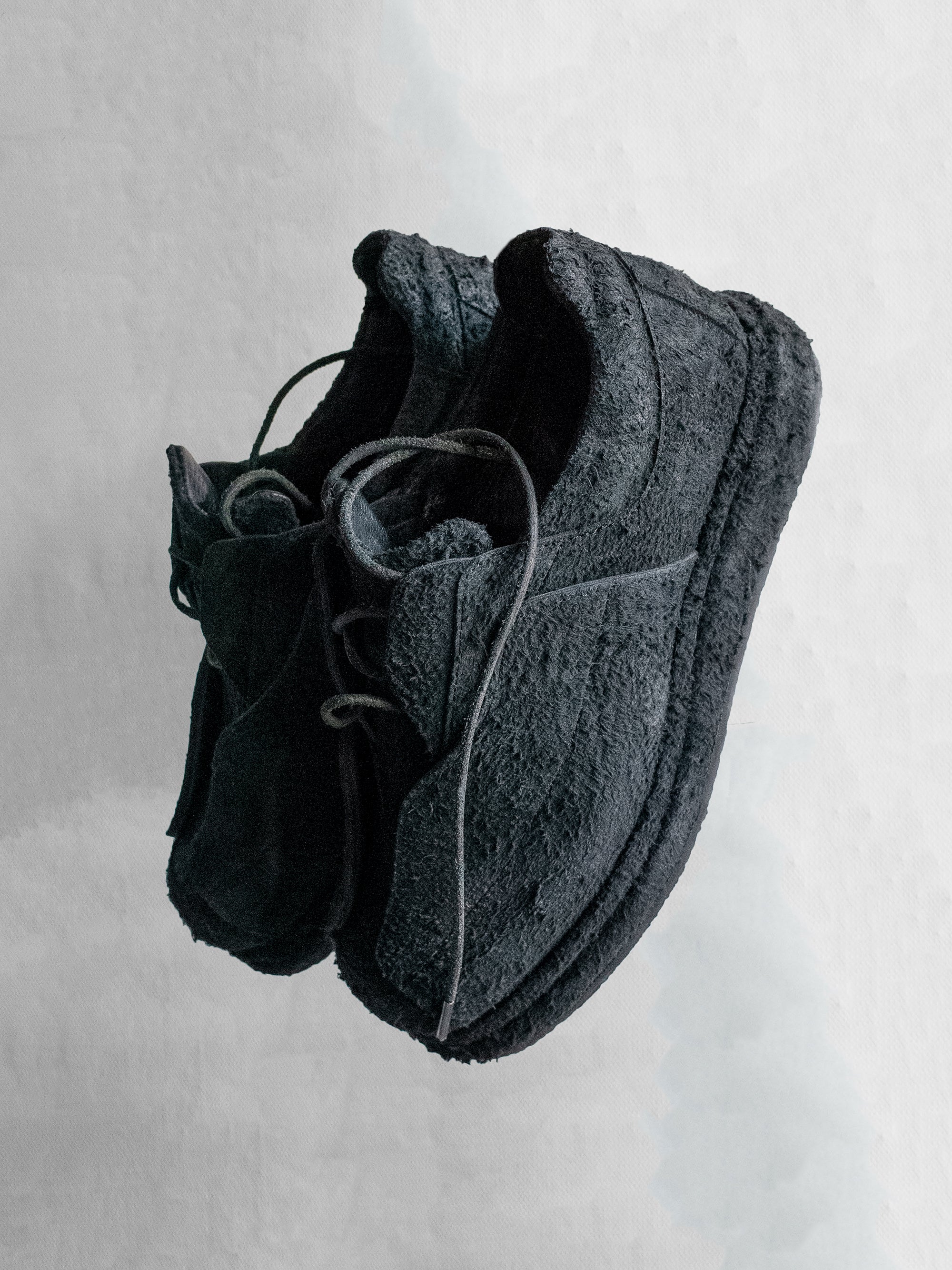 wing shoe / black
