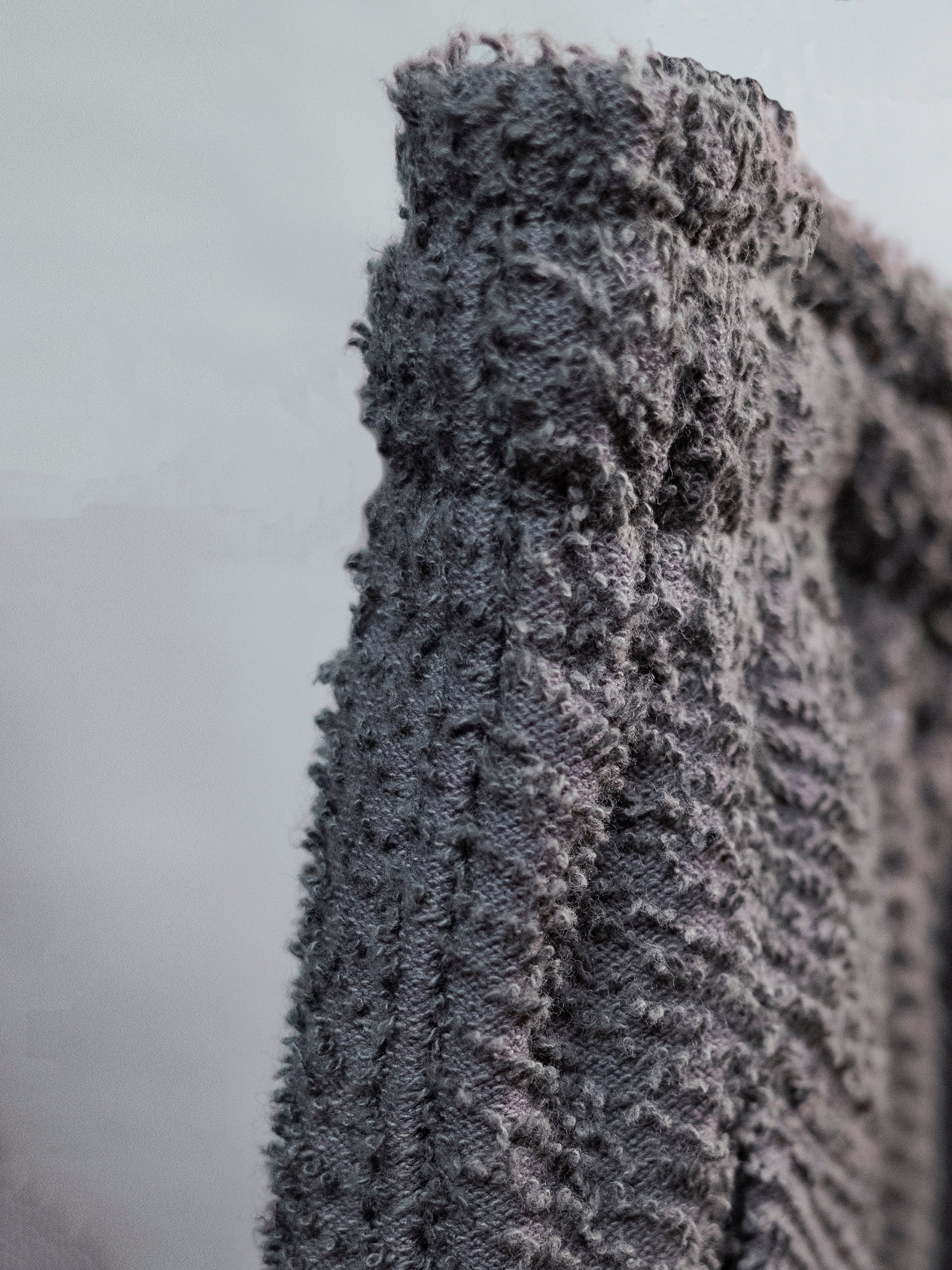 blackmerle_fw24_collection_ruggedsweatpants_plumgrey