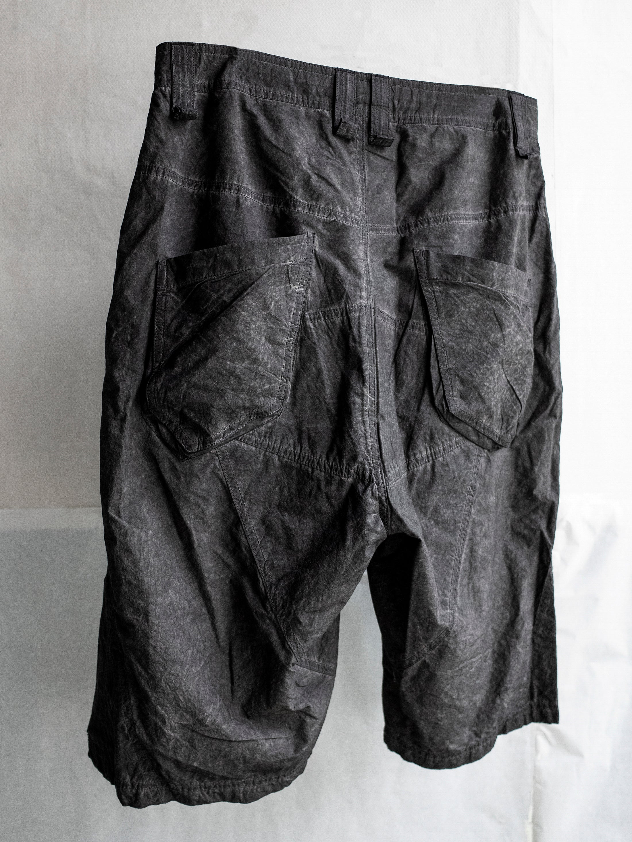 split shorts / slab grey