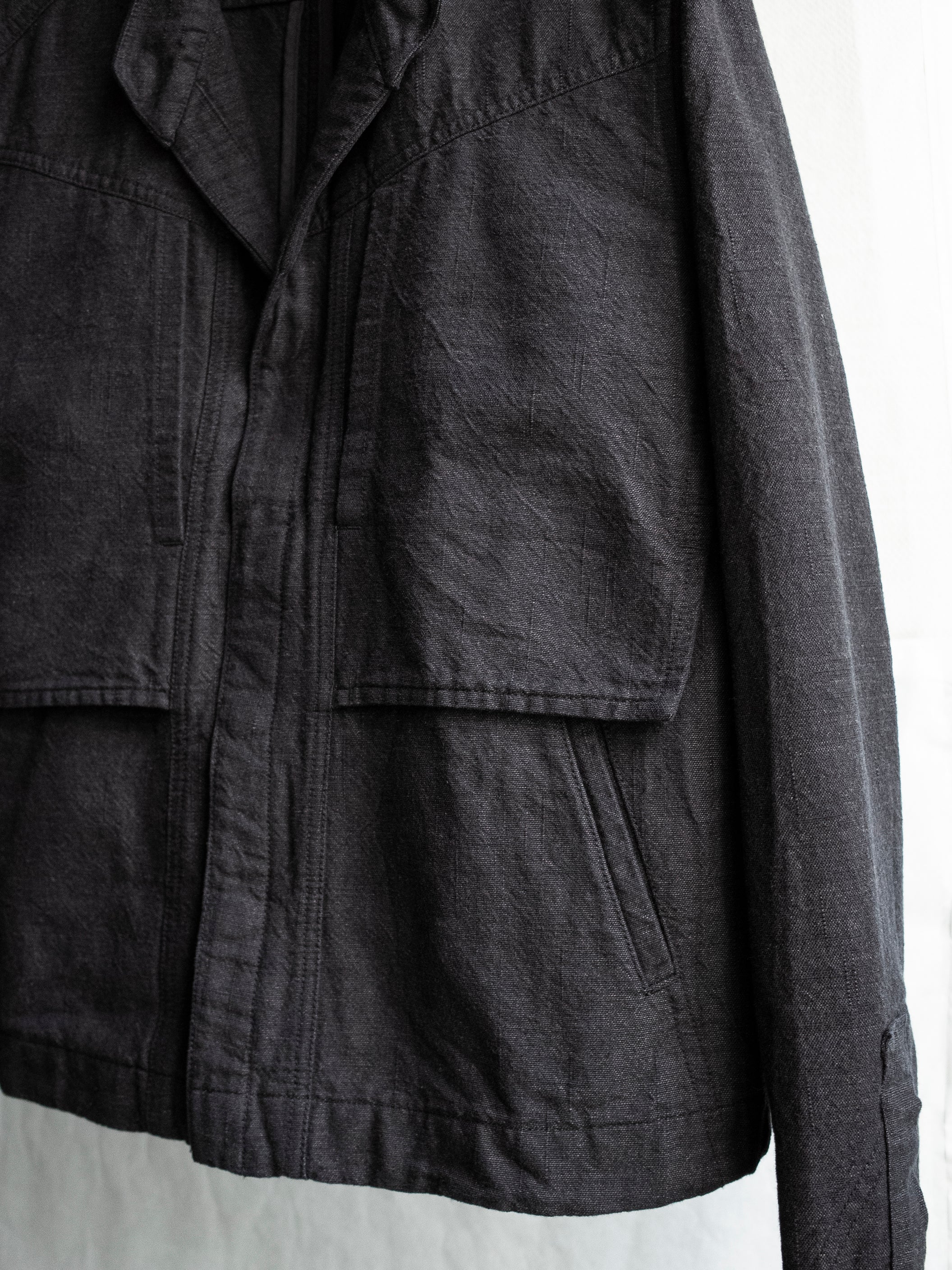 collarless jacket / shade – blackmerle