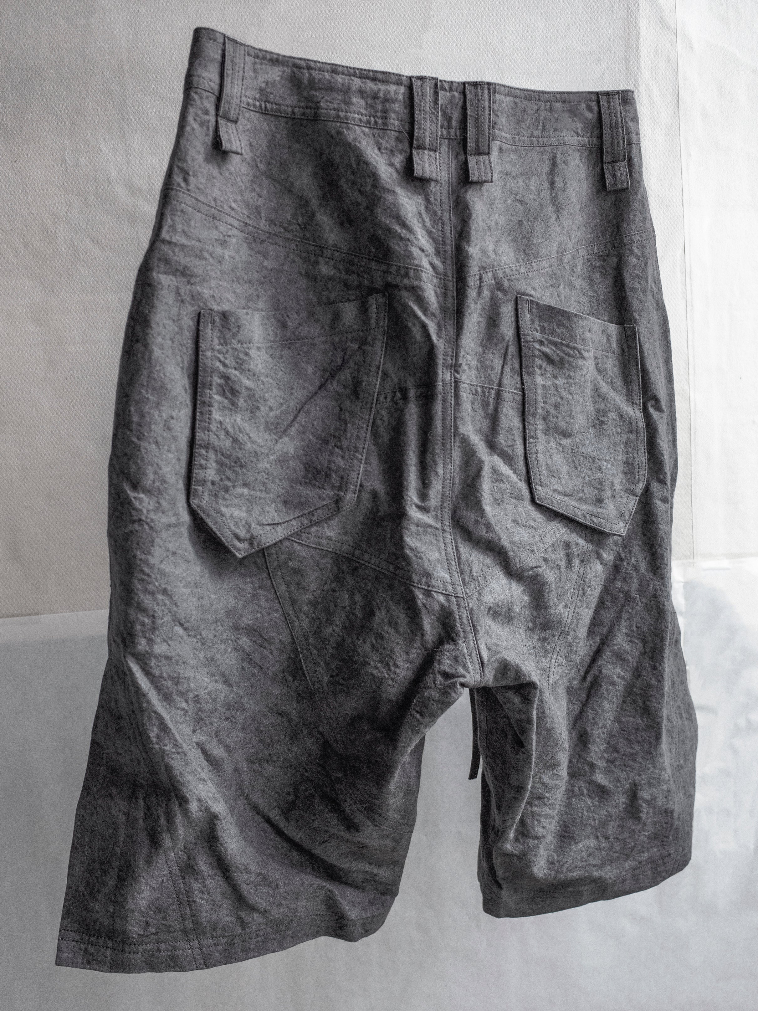 split shorts / binchō-tan