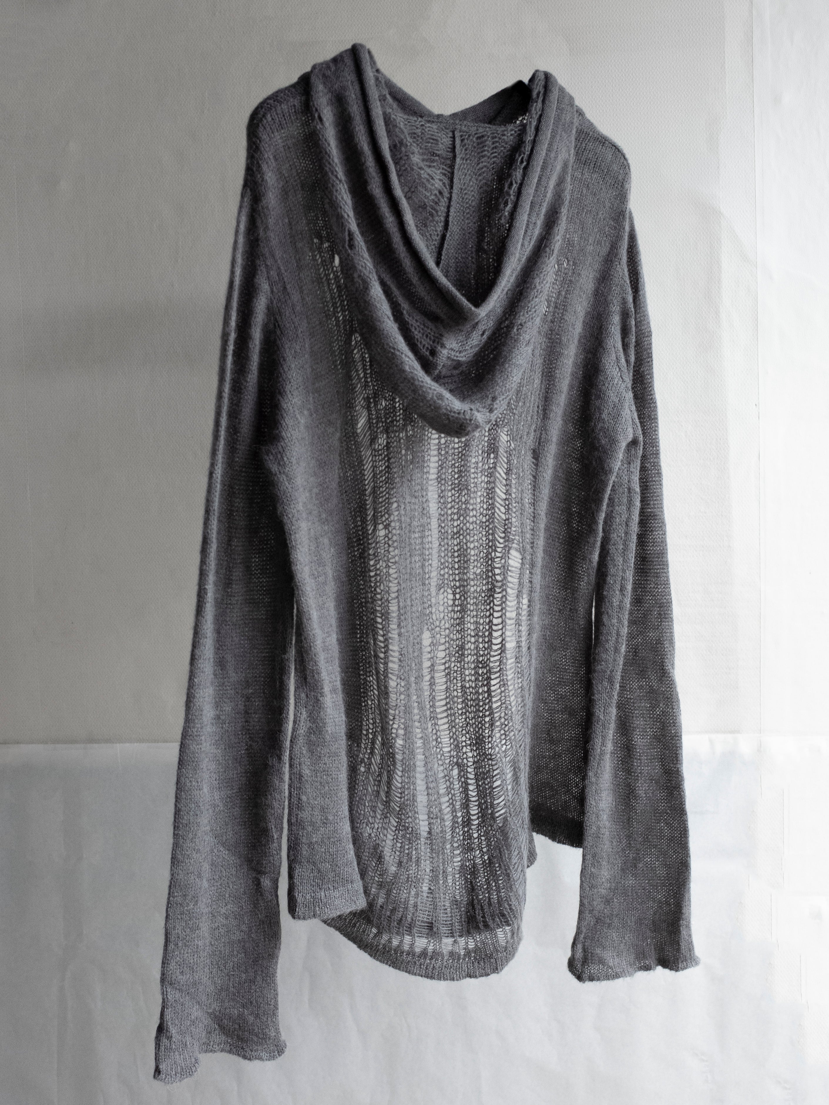 distressed alpaca hood knit / grey