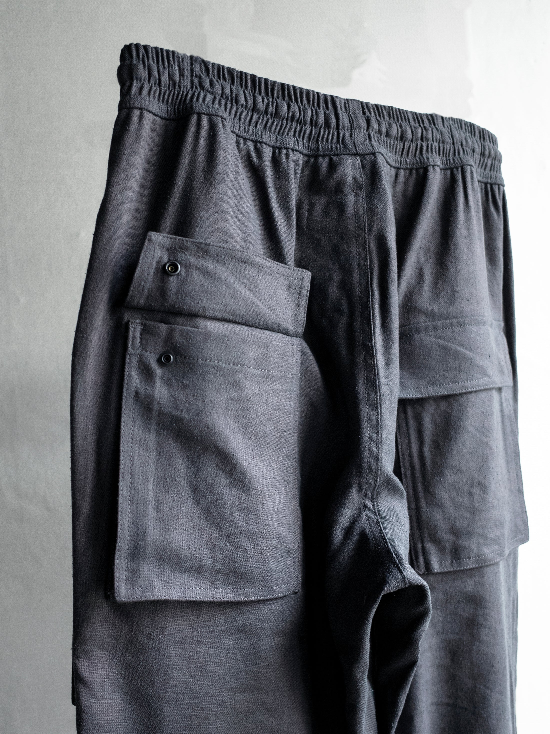 fatigue drawstring pants / rat grey