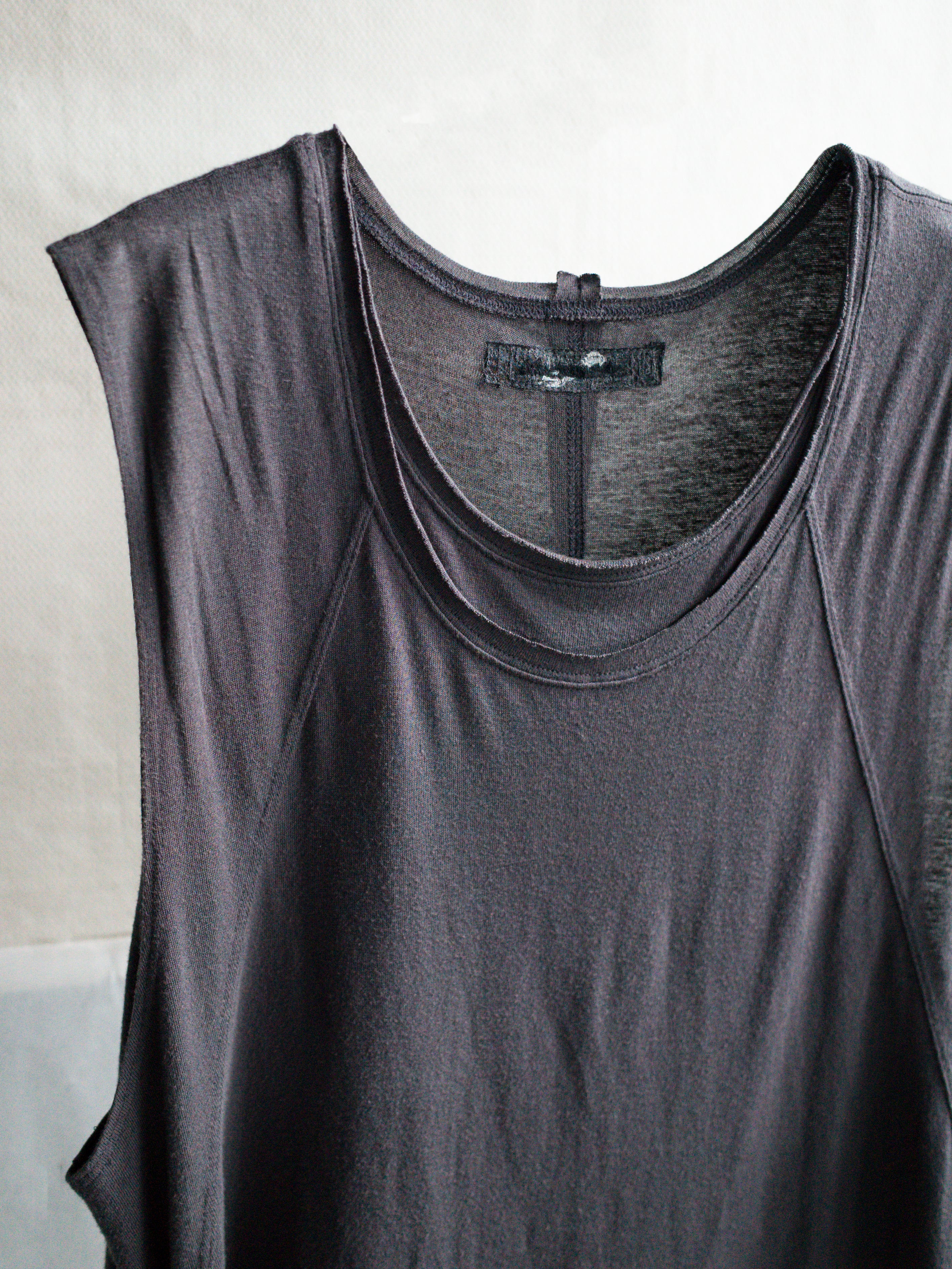 double neck tank / shadow