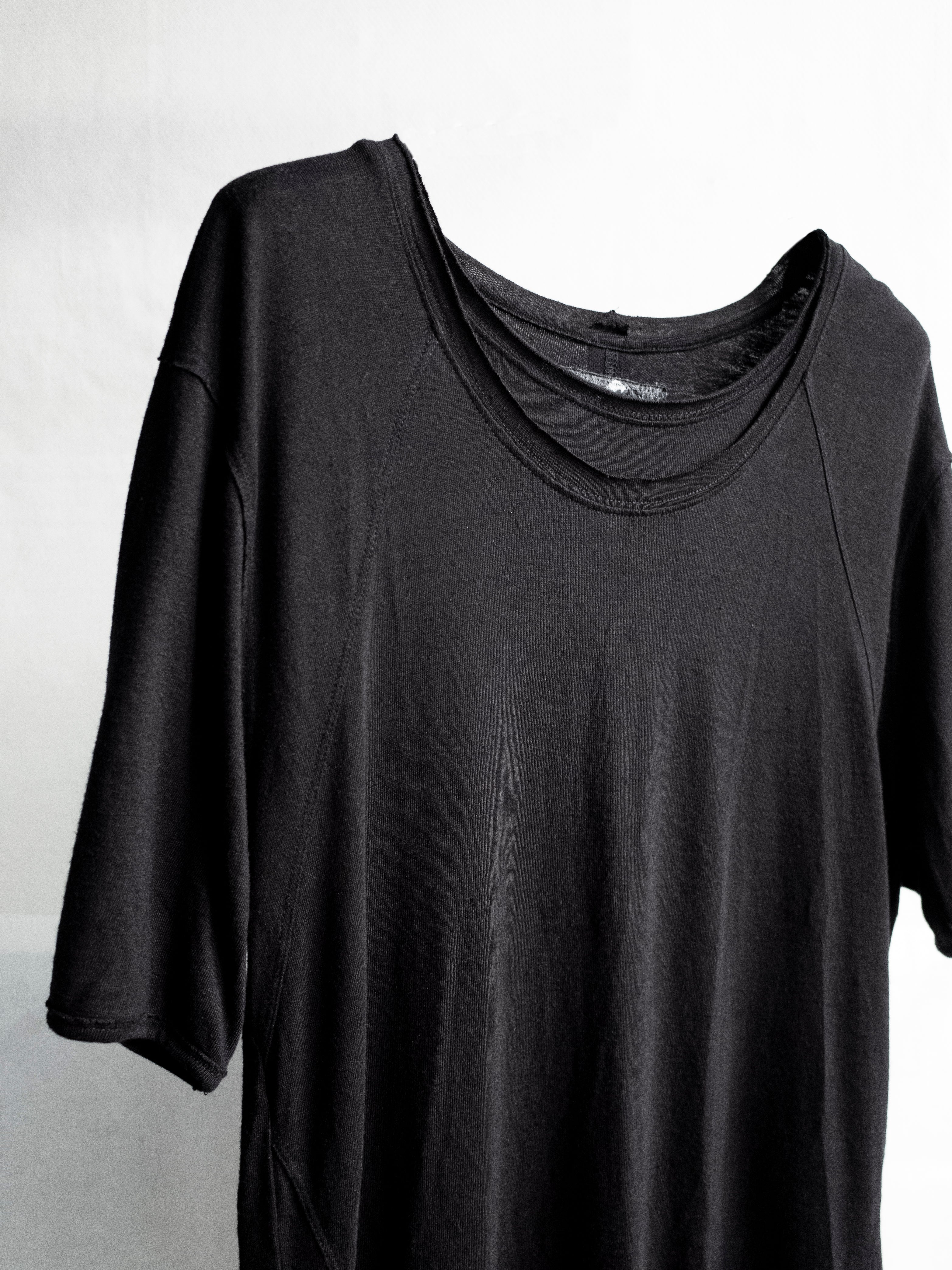 double neck tee / black