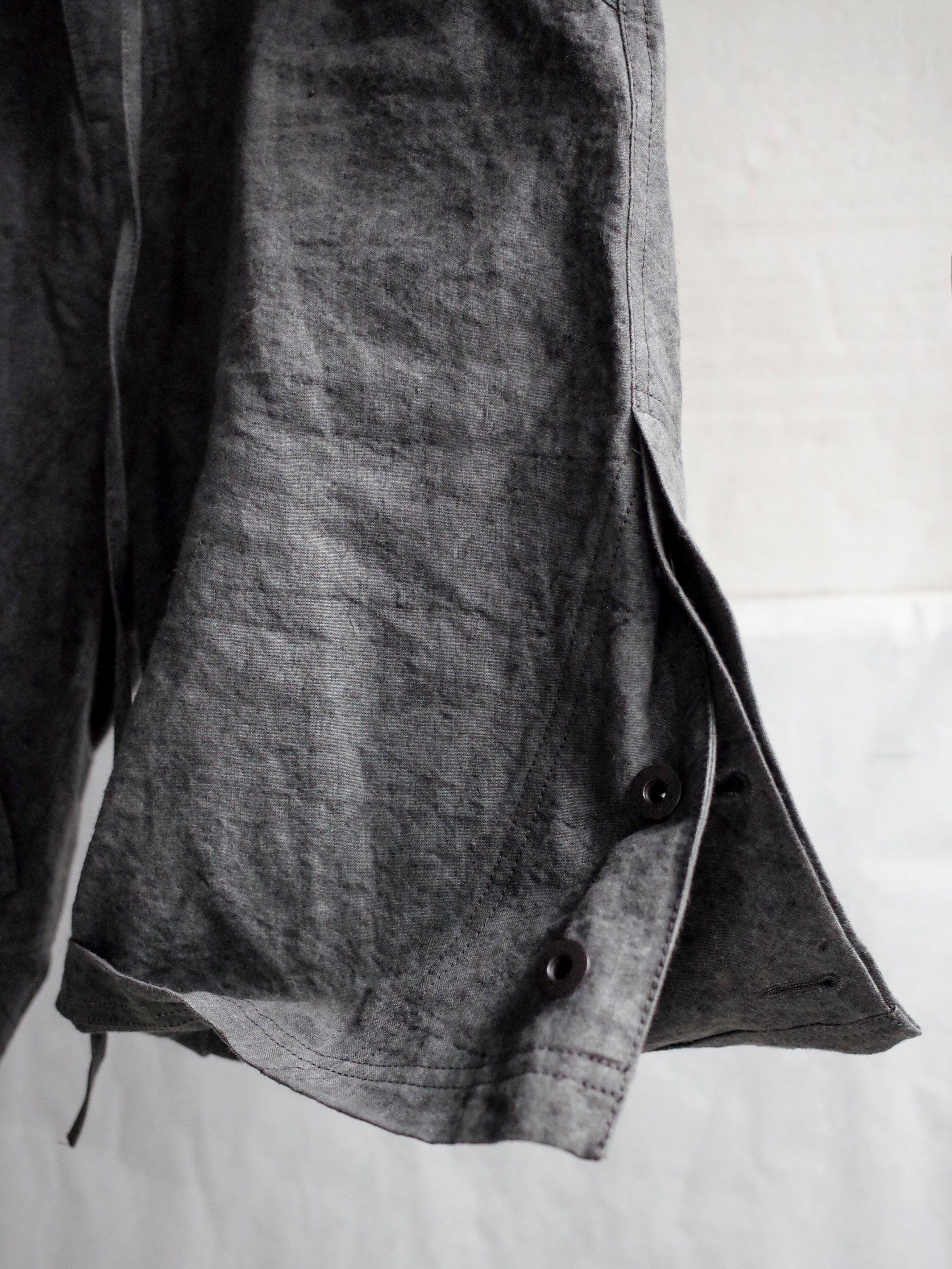 split shorts / binchō-tan