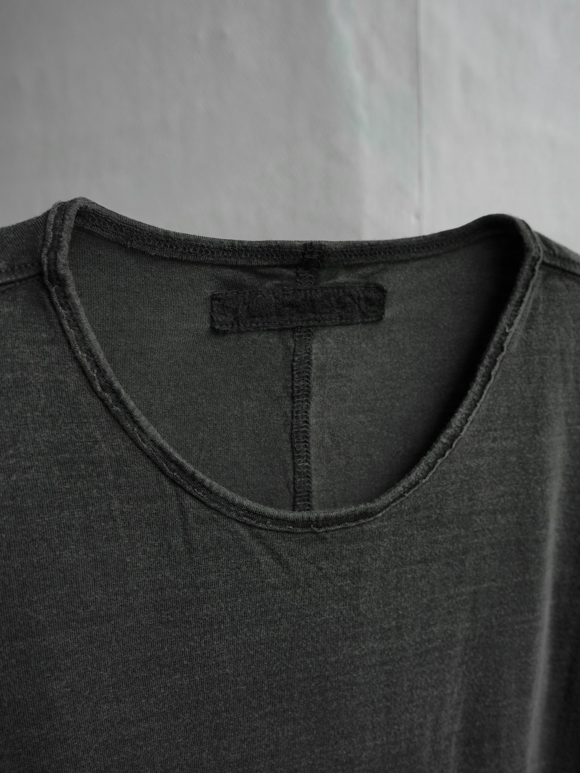 bamboo longsleeve / onion ink