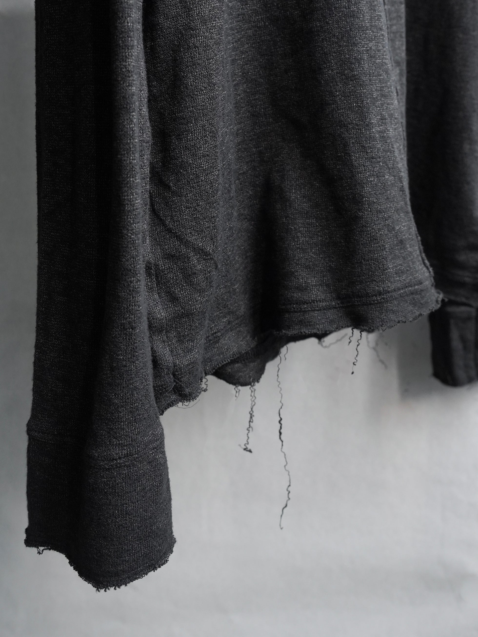 henley longsleeve / black (cobweb)