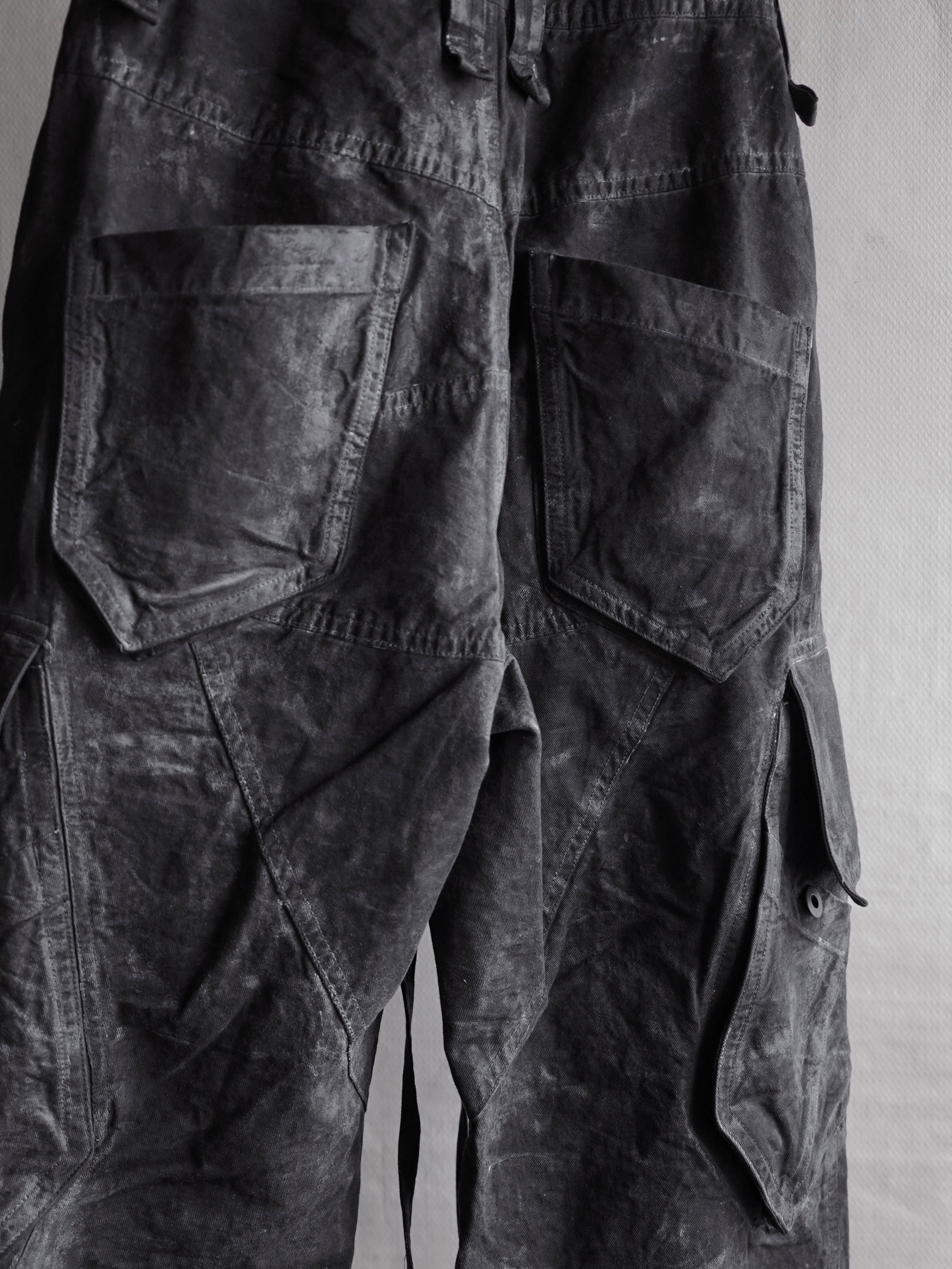 cargo pants / slab grey