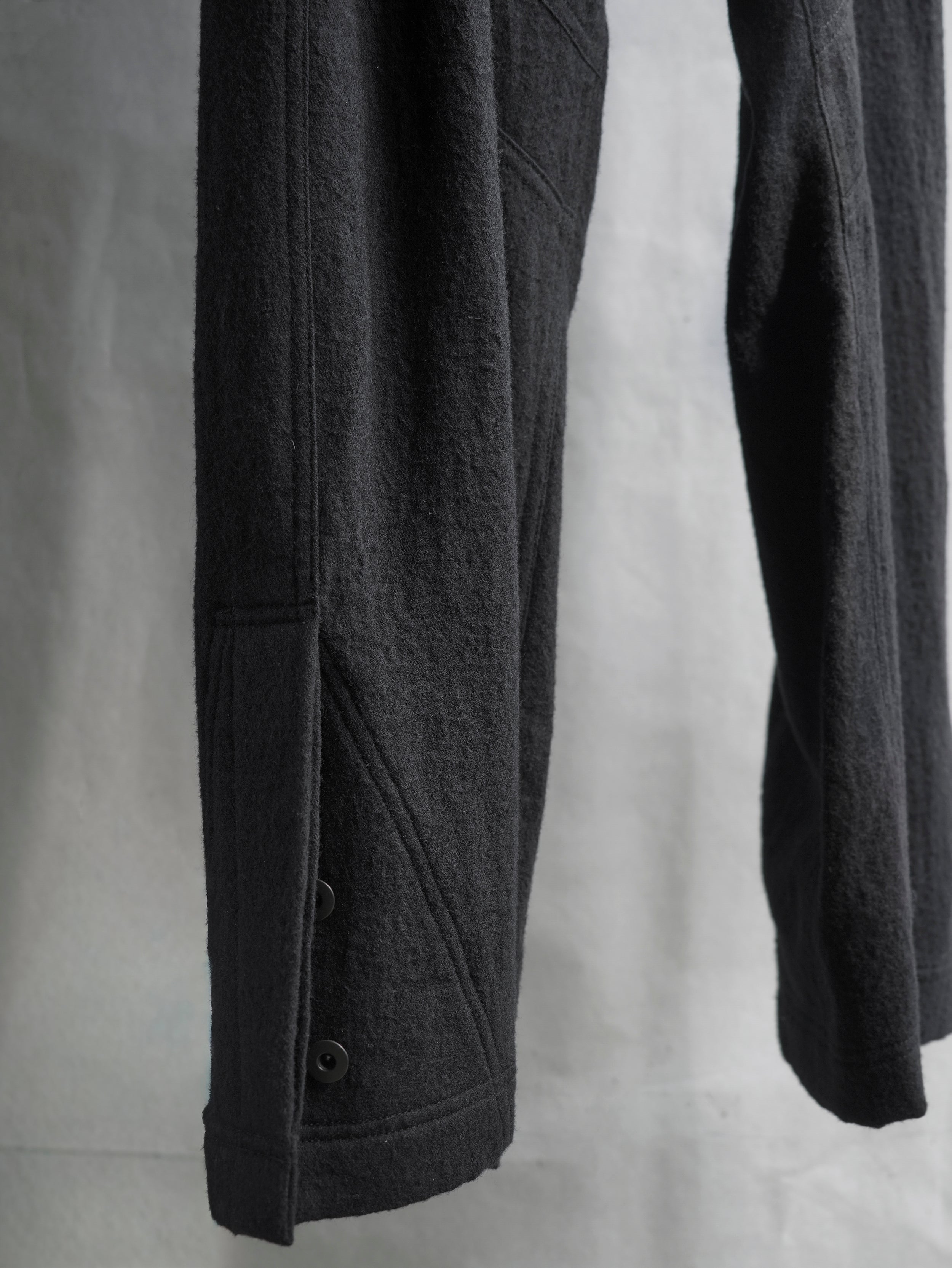 split trousers / black (wool)