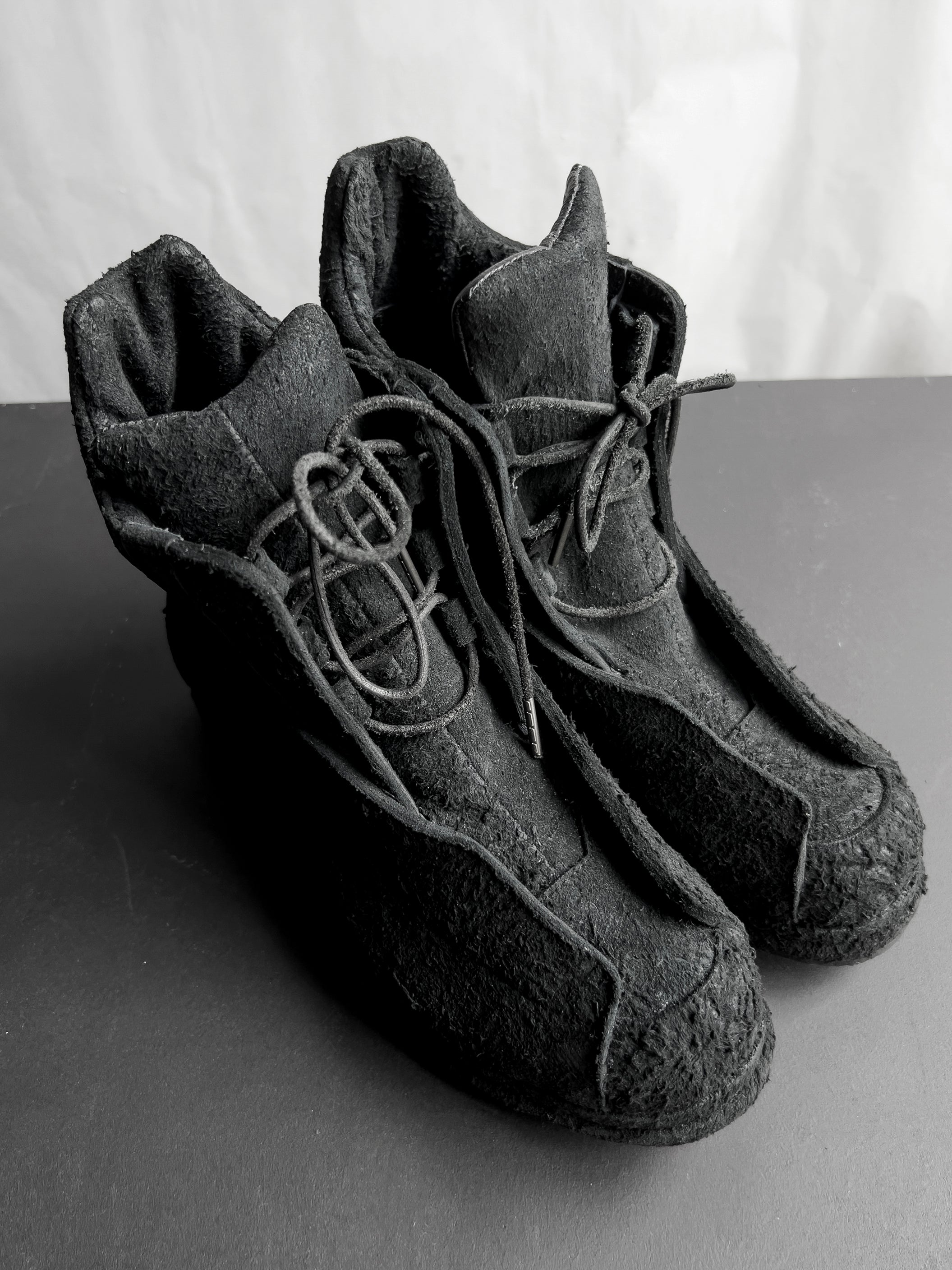 wing boots / black