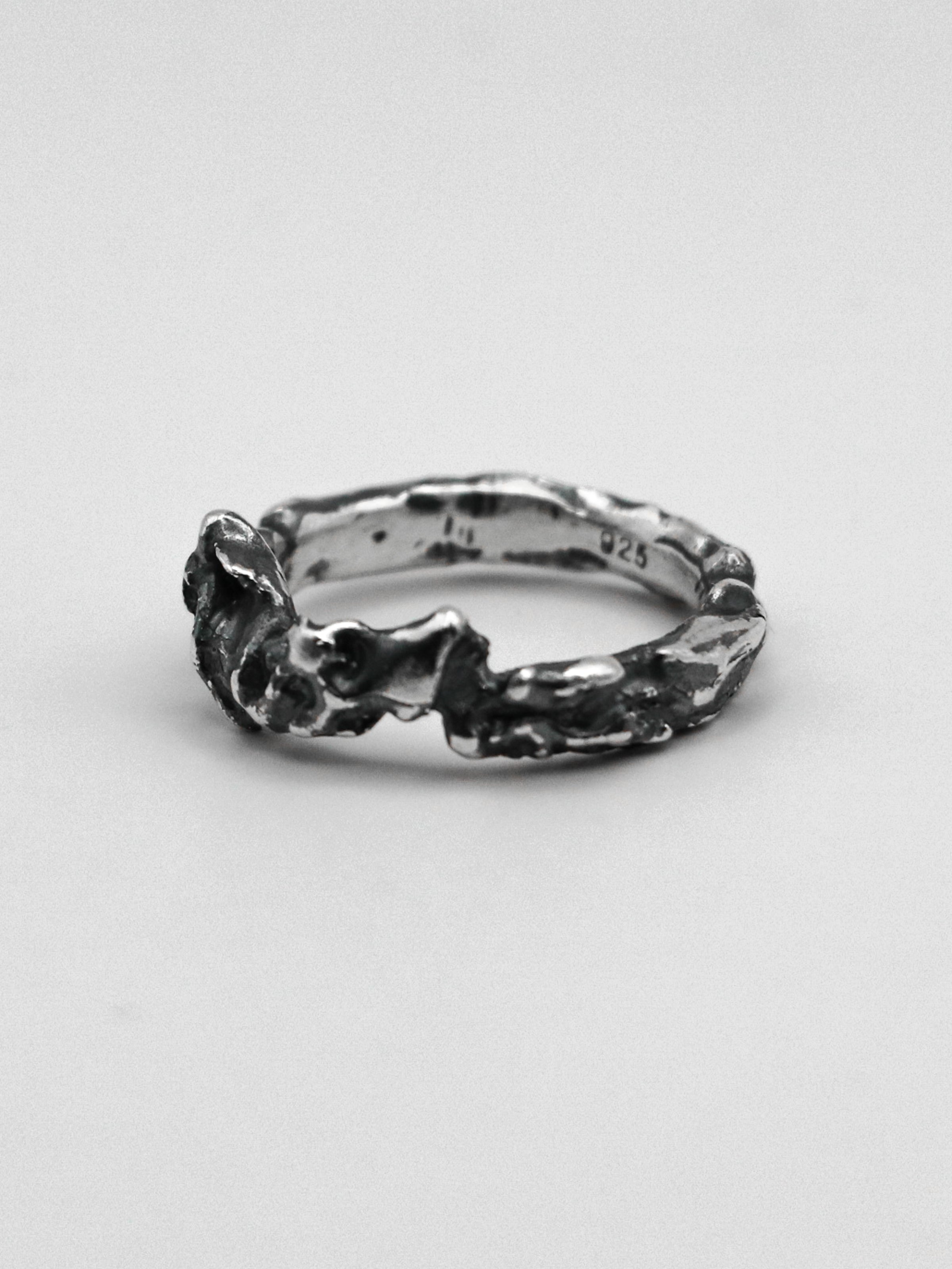dusk ring / 925 silver
