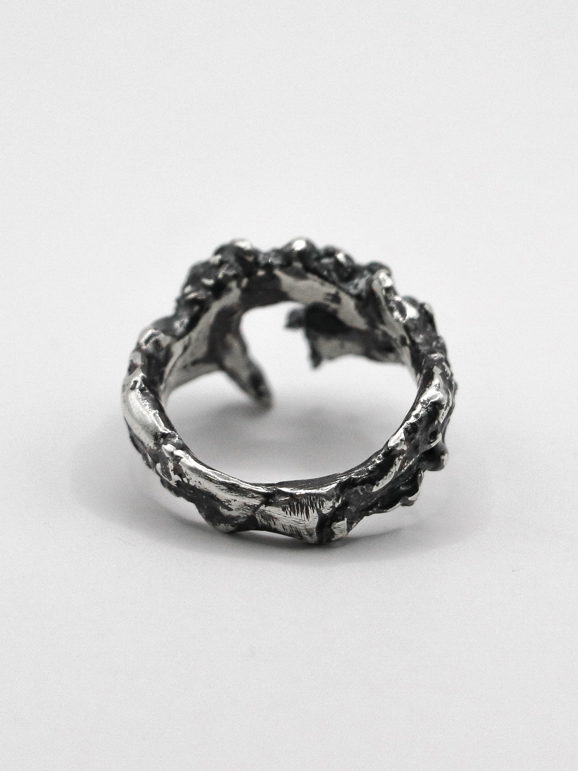 tusk ring / 925 silver