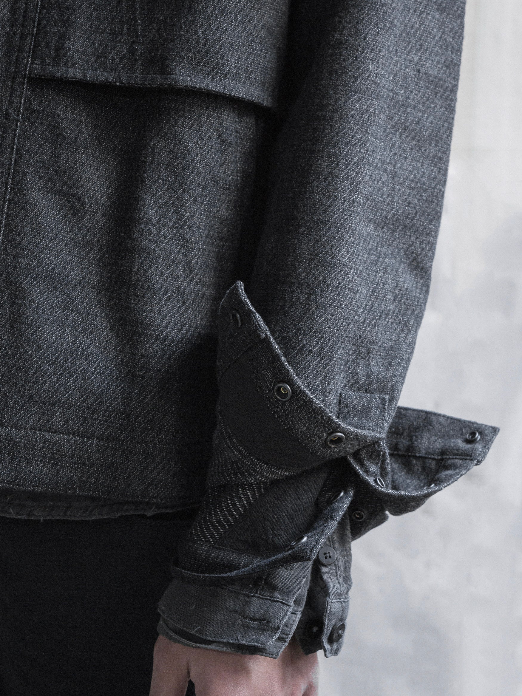 collarless jacket / lead