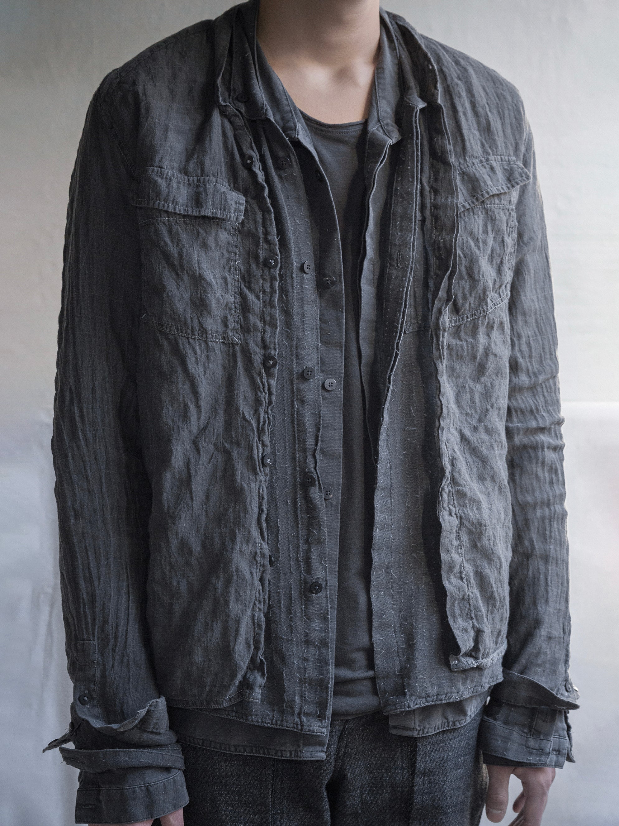 field shirt / soot