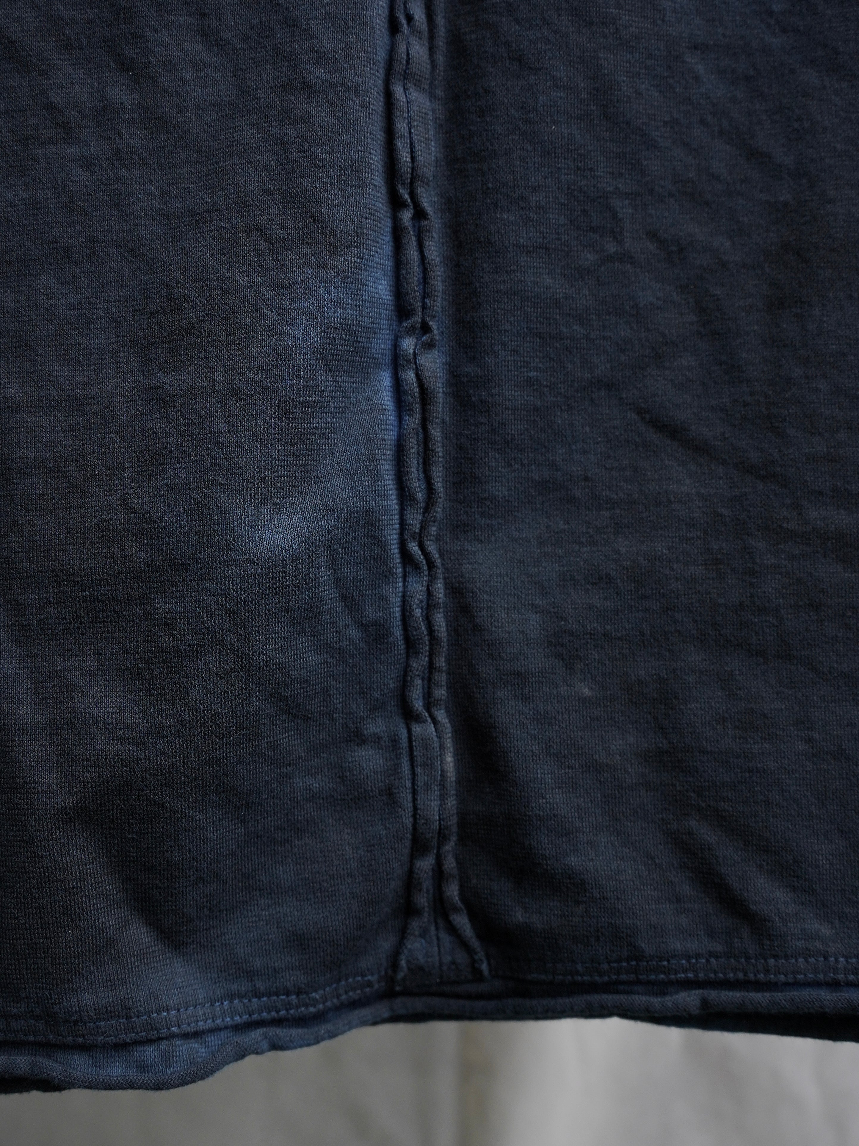 base tee / indigo ink