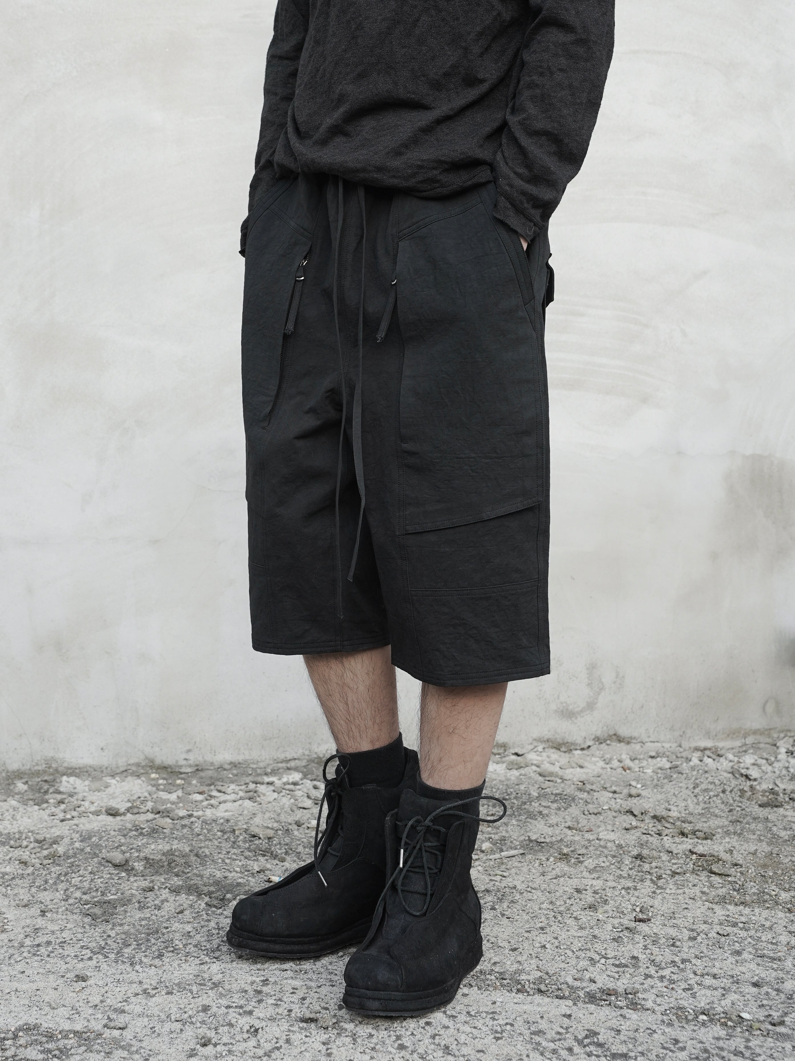 fatigue shorts / black