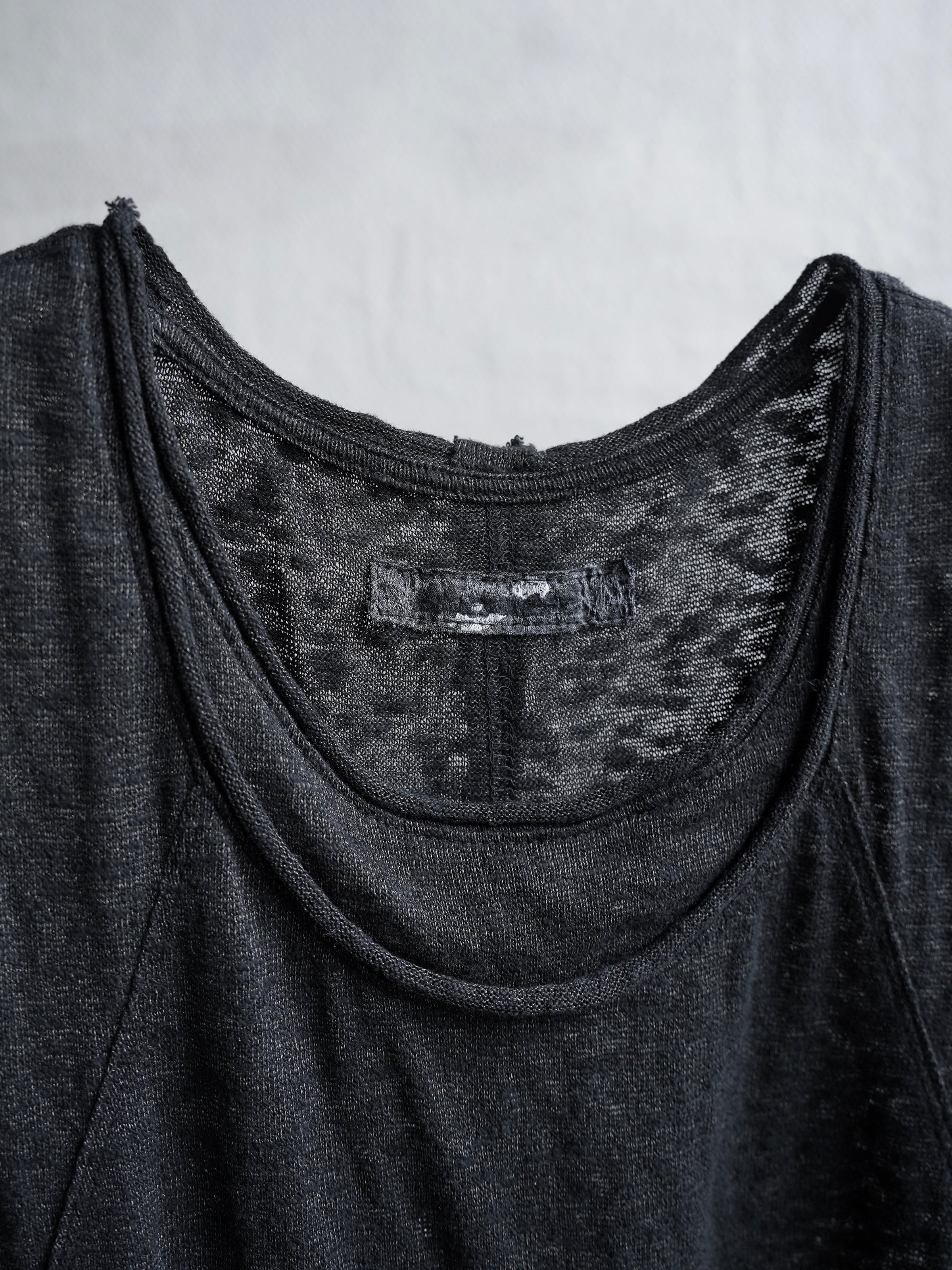 double neck tank / black (cobweb)
