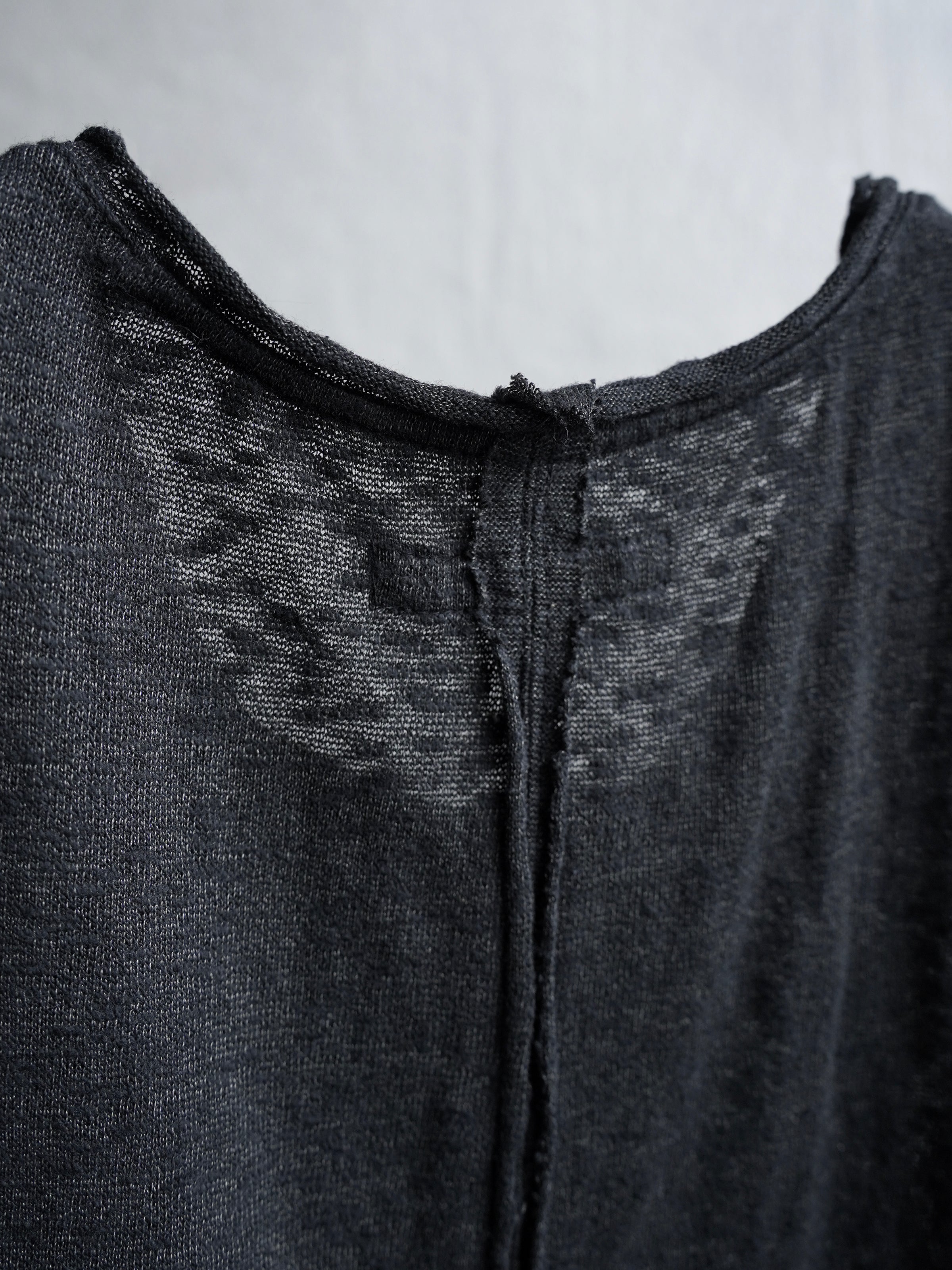 double neck tank / black (cobweb)