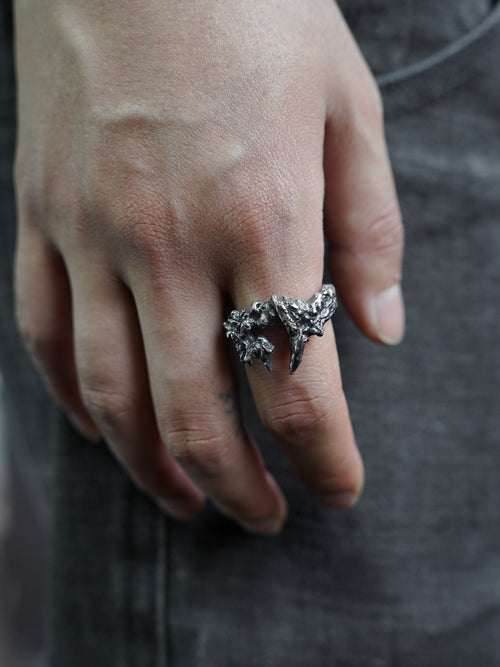 tusk ring / 925 silver