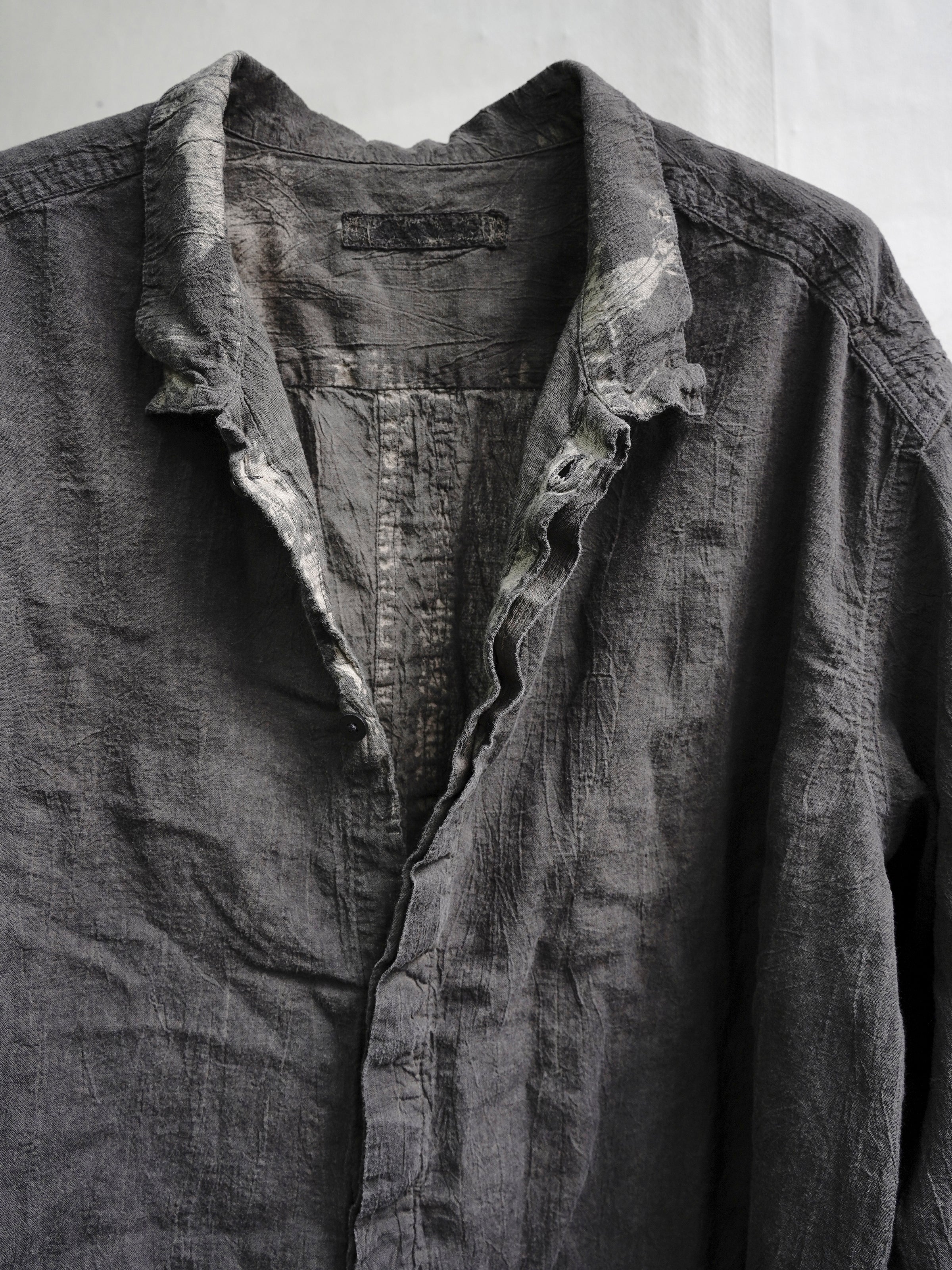 kara shirt / onion ink