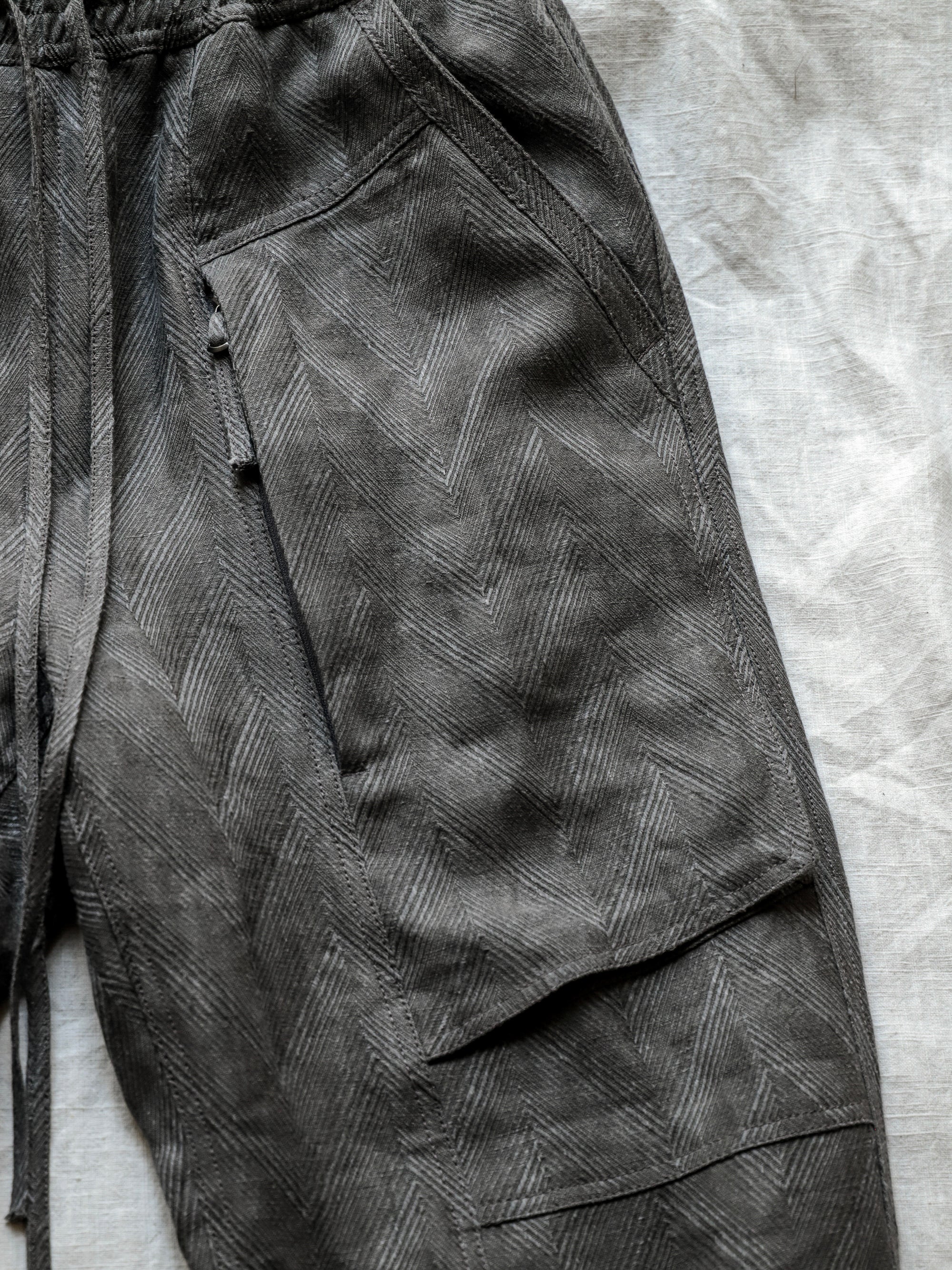 fatigue drawstring pants / sumi linen