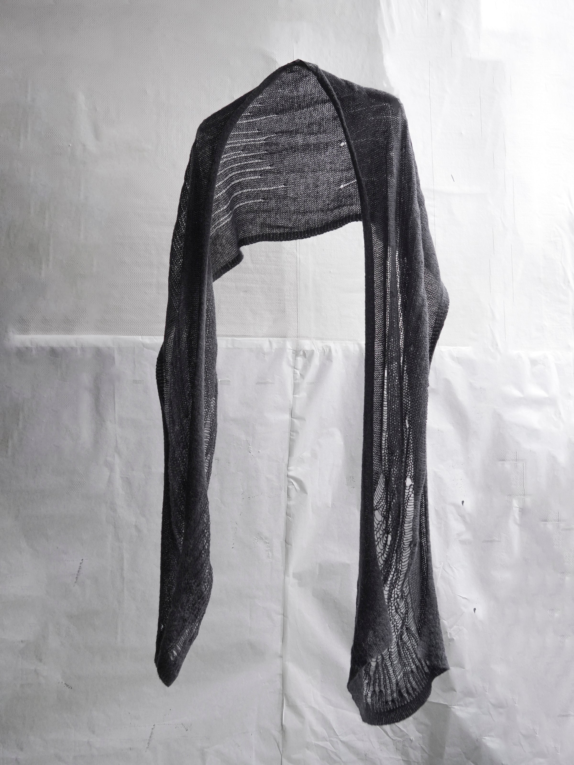 distressed alpaca scarf / charcoal