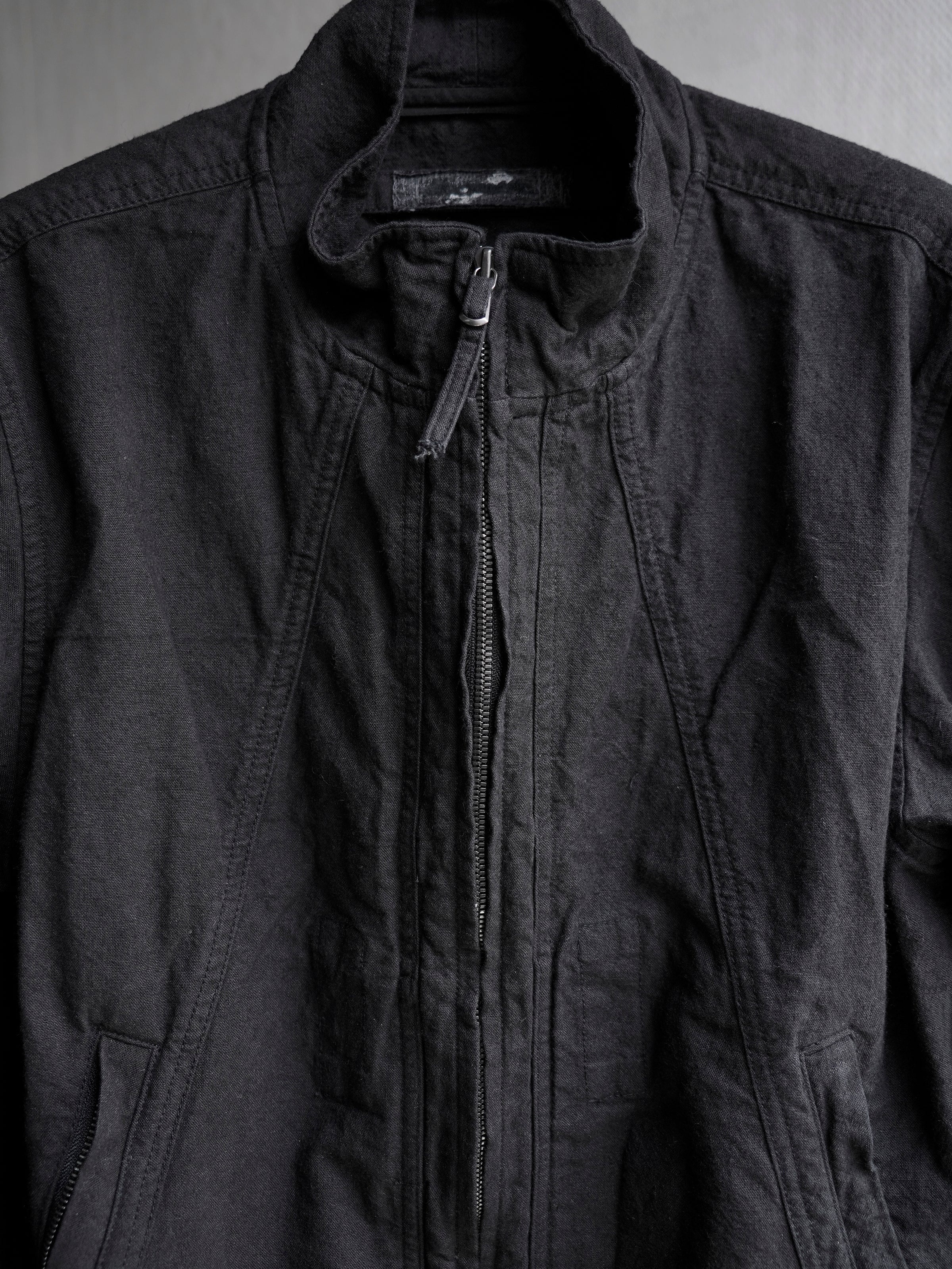 zip up jacket / black