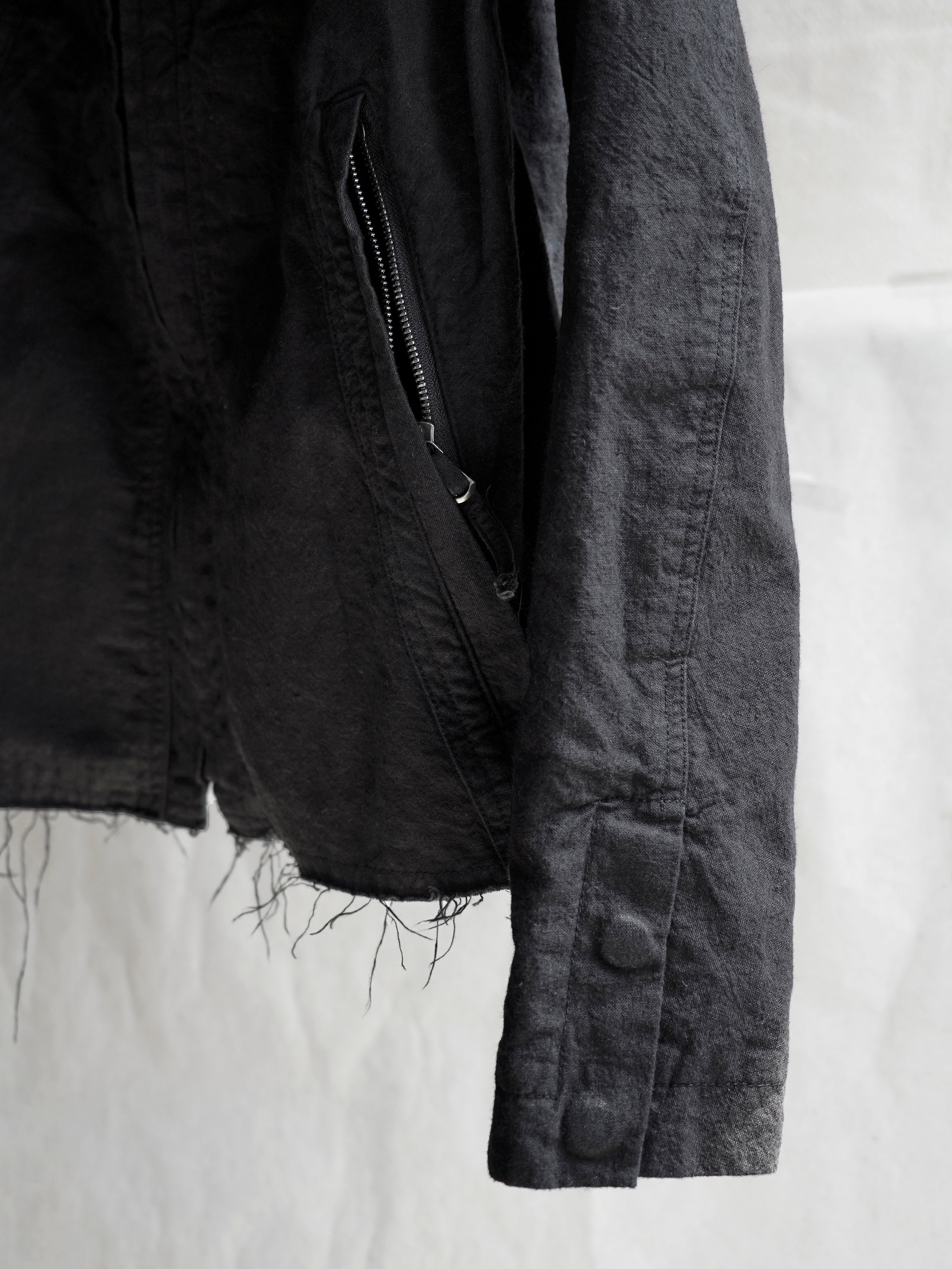 zip up jacket / black