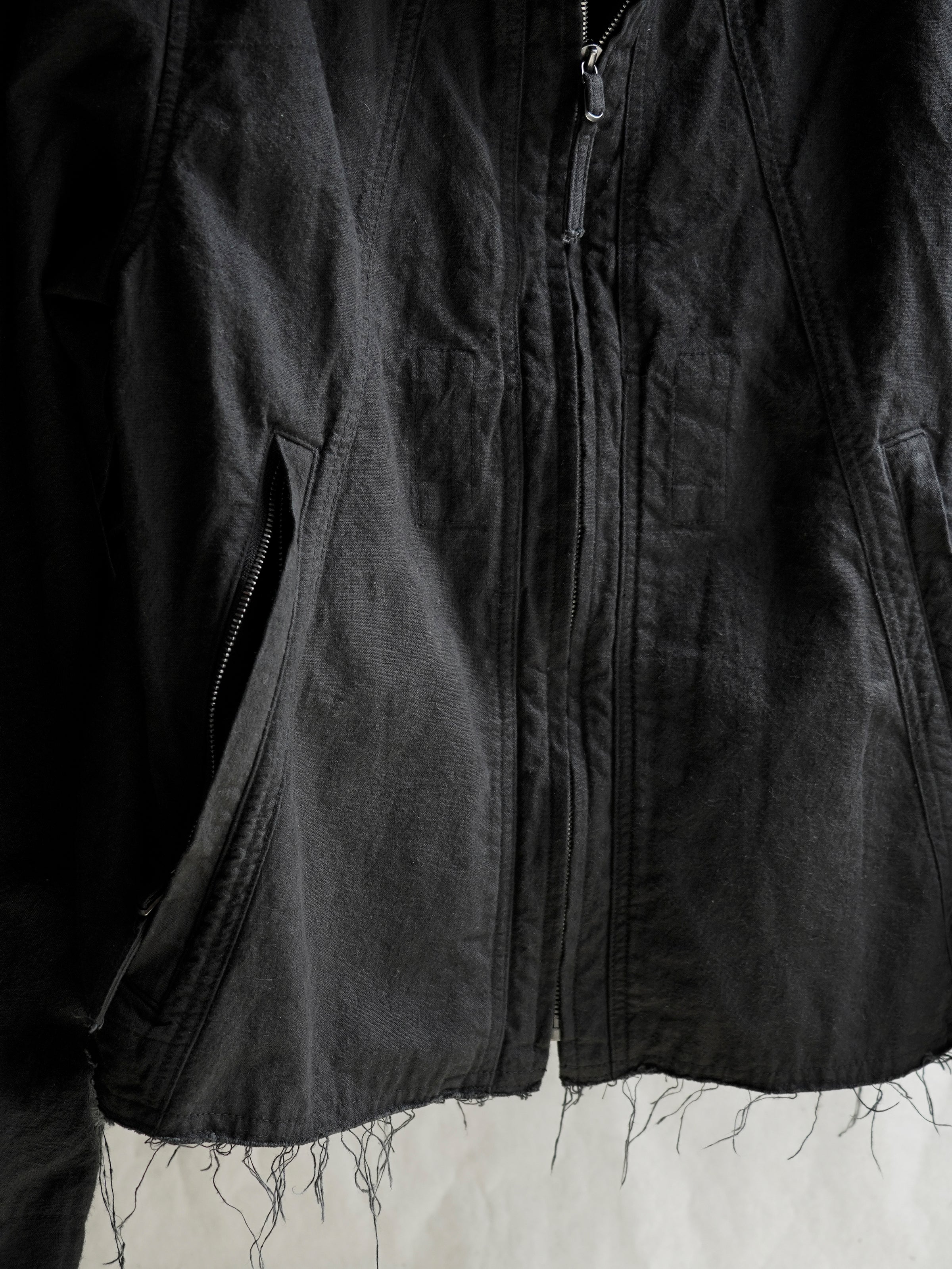 zip up jacket / black