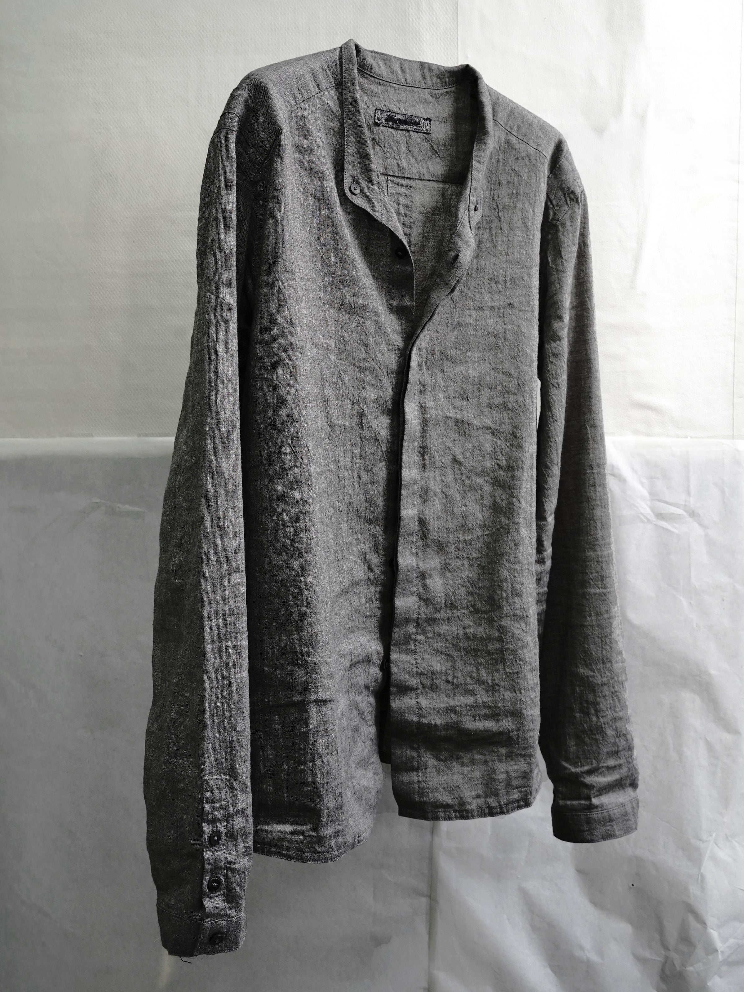 base shirt / yak
